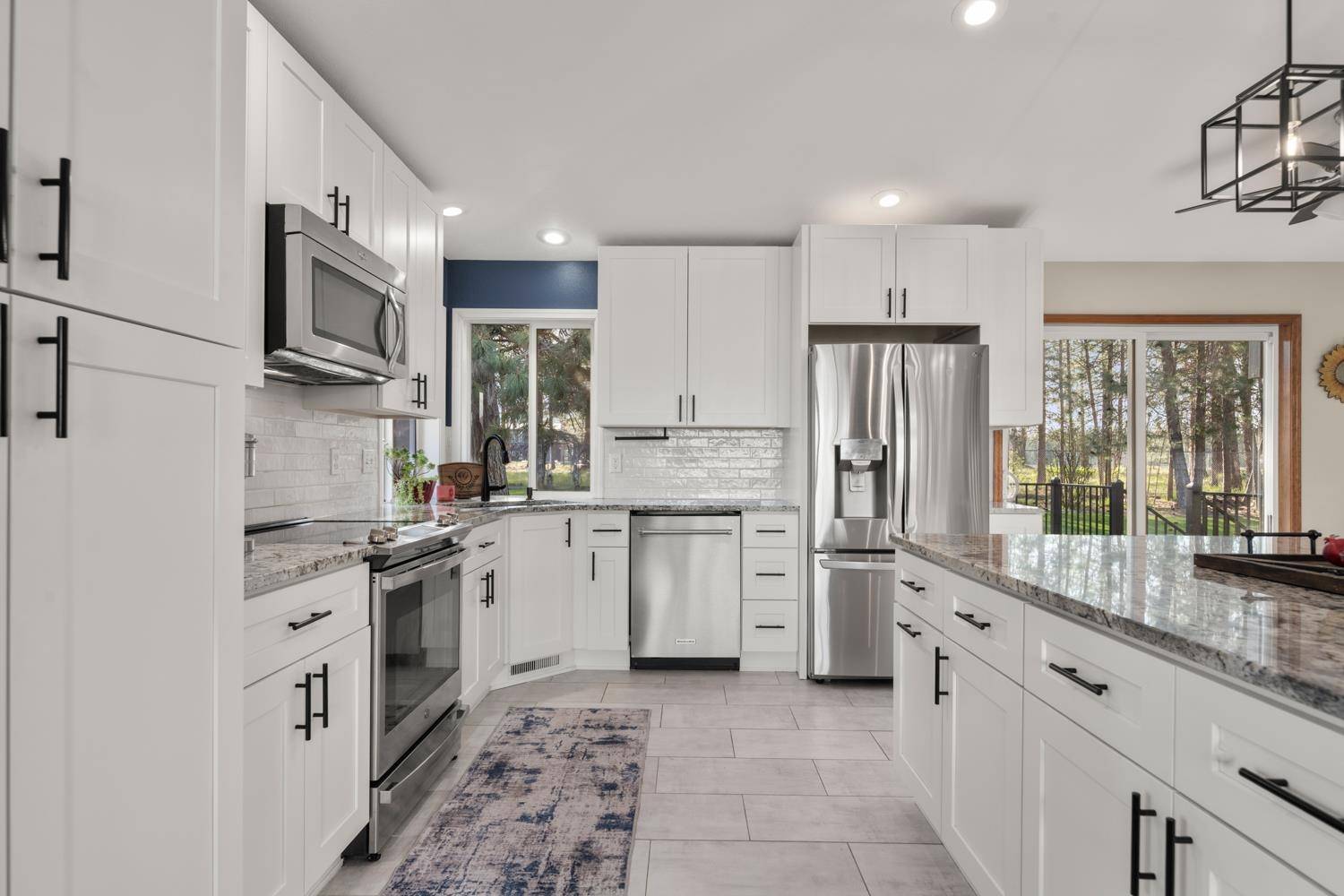 16101 N Chronicle Ln, Colbert, WA 99005