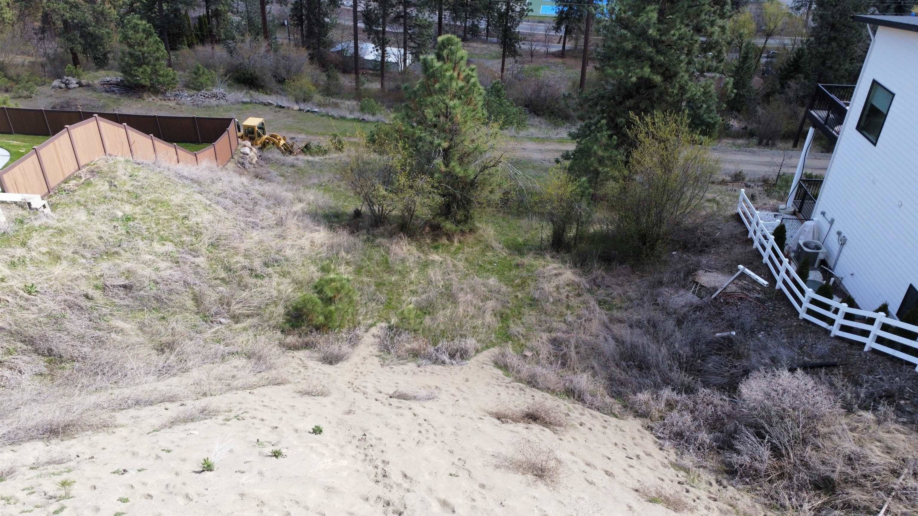 7520 N CEDAR Rd, Spokane, WA 99208