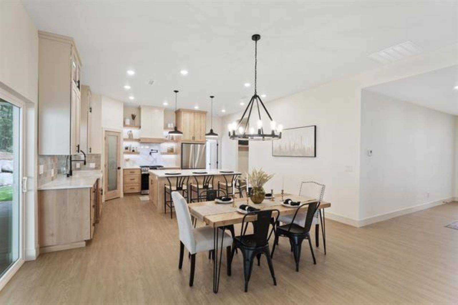 7612 N Cedar Rd, Spokane, WA 99208