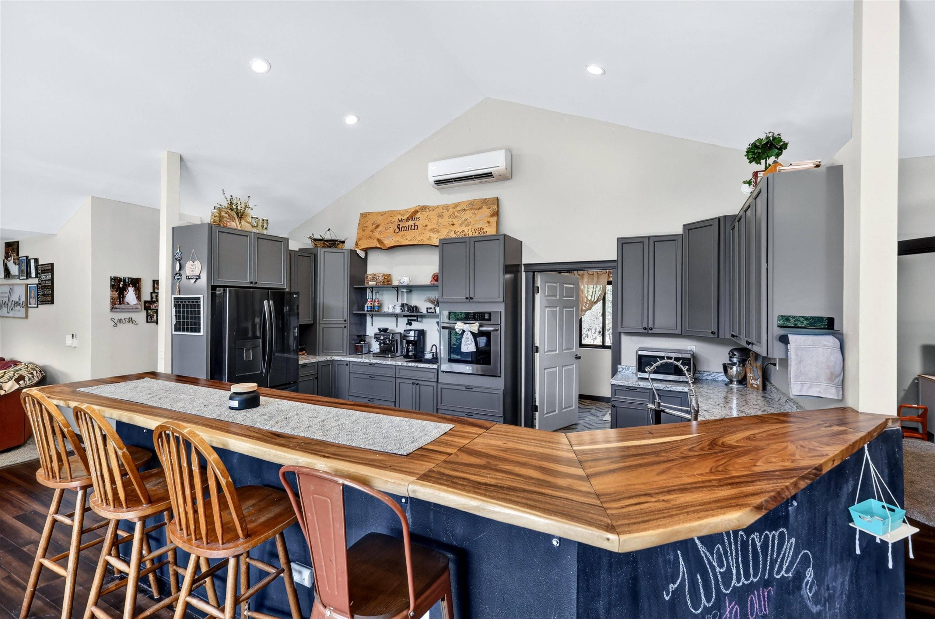 169 Royal Ln, Newport, WA 99156