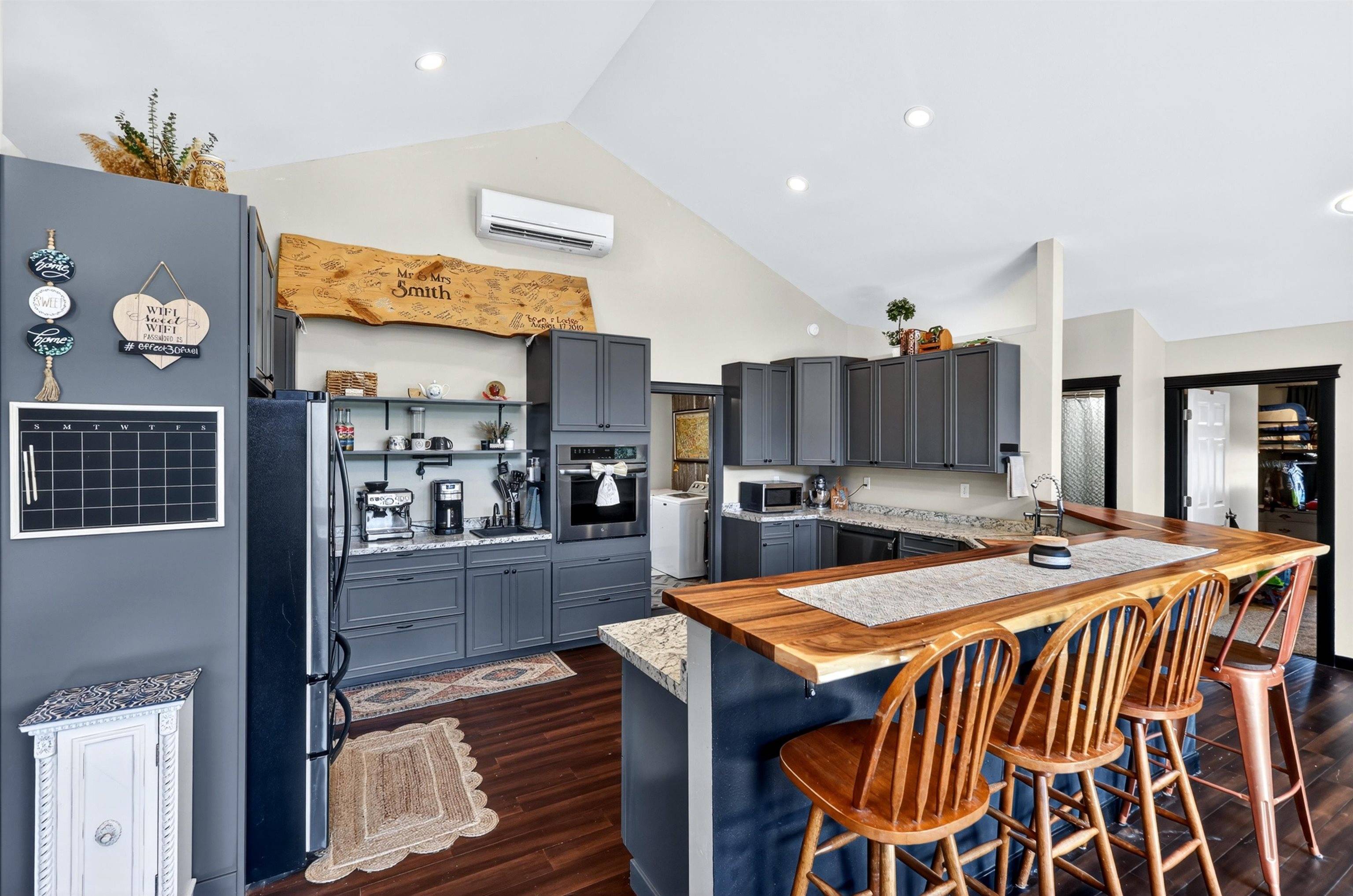 169 Royal Ln, Newport, WA 99156