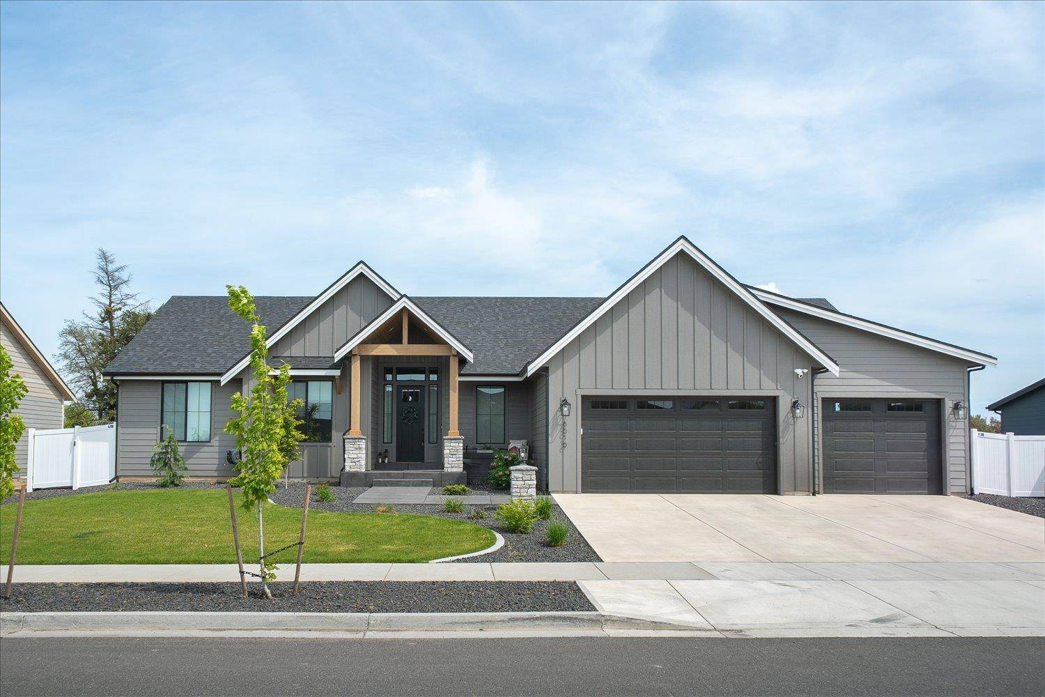 8616 N Molly St, Spokane, WA 99208