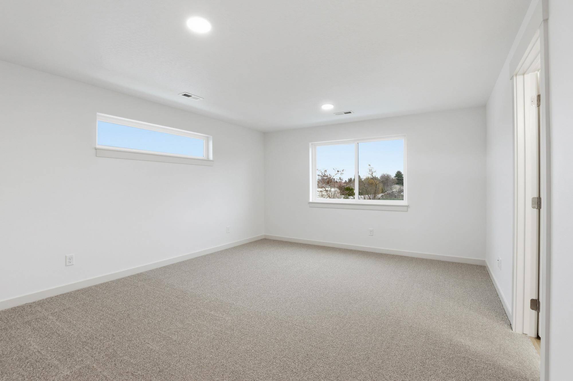 316 N Viewmont Ct #Middleton, Greenacres, WA 99016