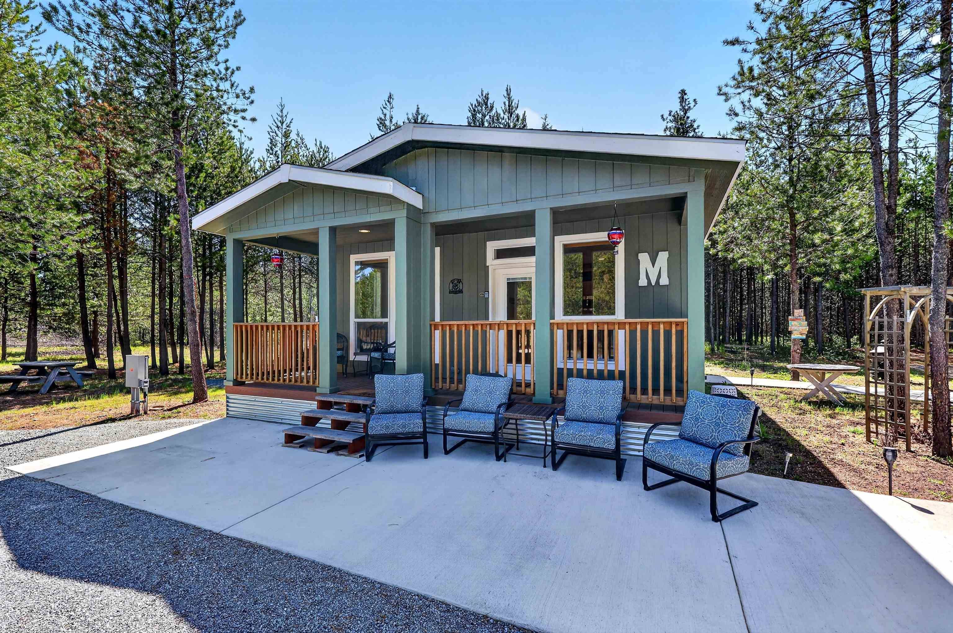 911 Driskill Rd, Newport, WA 99156