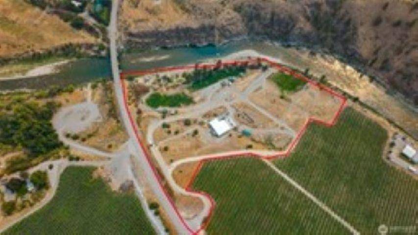 385 Hwy 153, Pateros, WA 98846