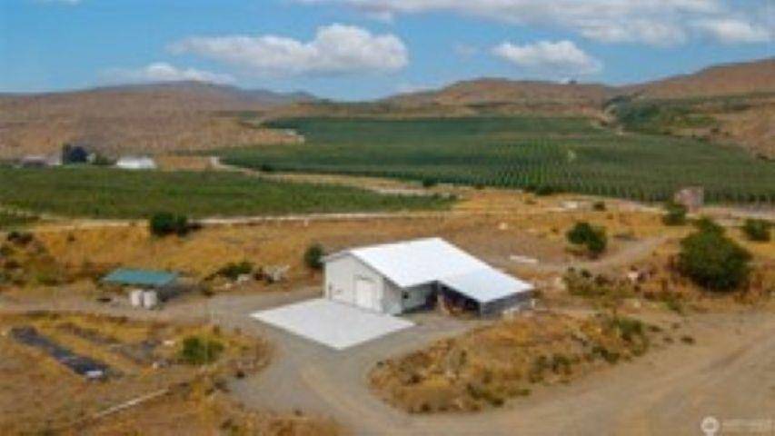 385 Hwy 153, Pateros, WA 98846