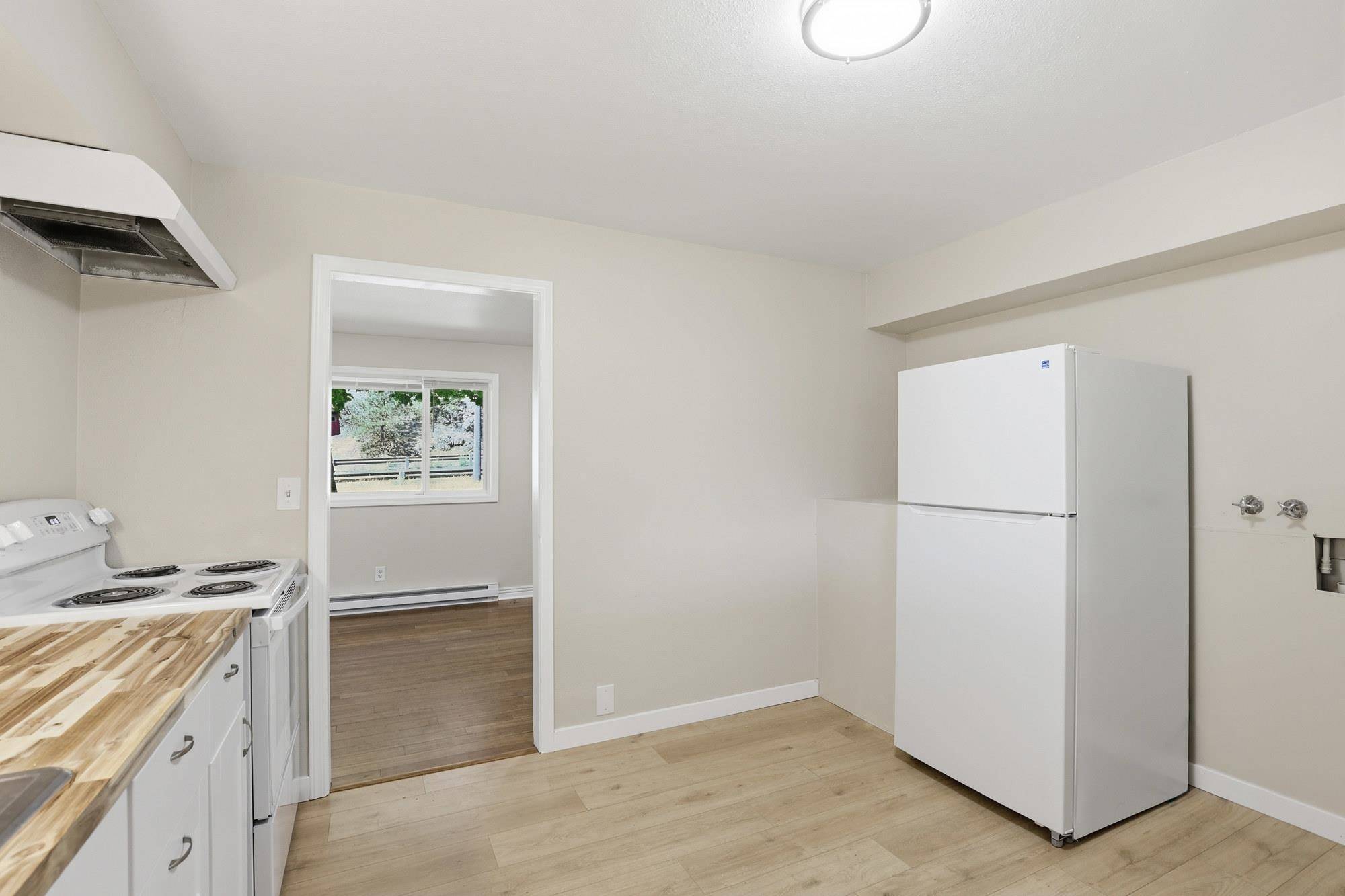 3216 & 3218 N N MAPLE St, Spokane, WA 99205