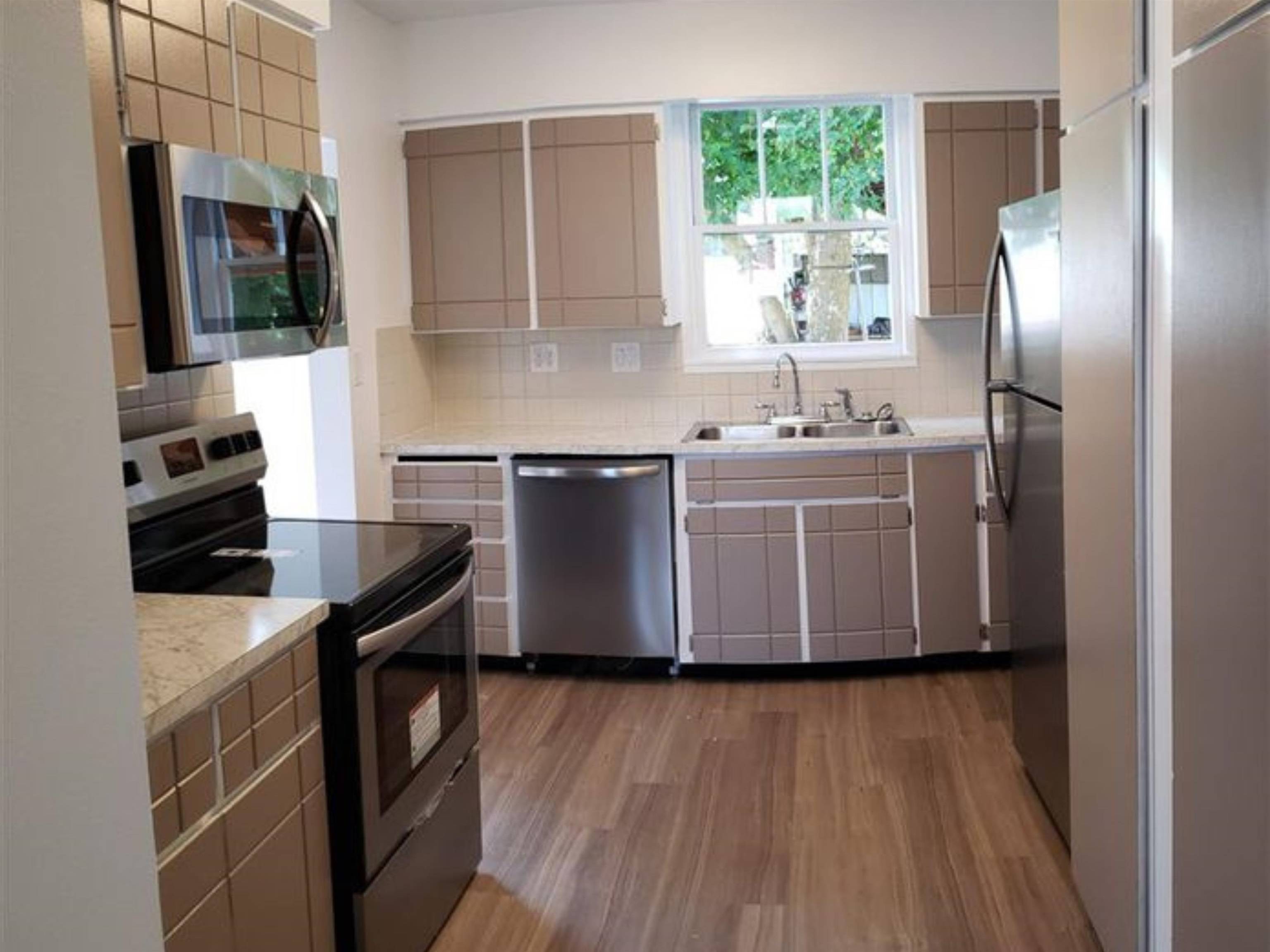 1217 E Indiana Ave, Spokane, WA 99207
