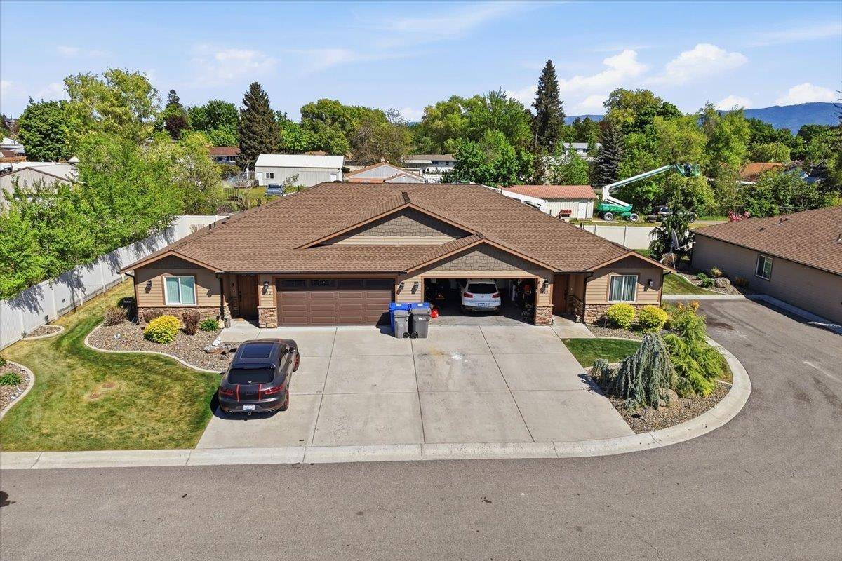 420 / 422 N Pierce Ln, Spokane Valley, WA 99206
