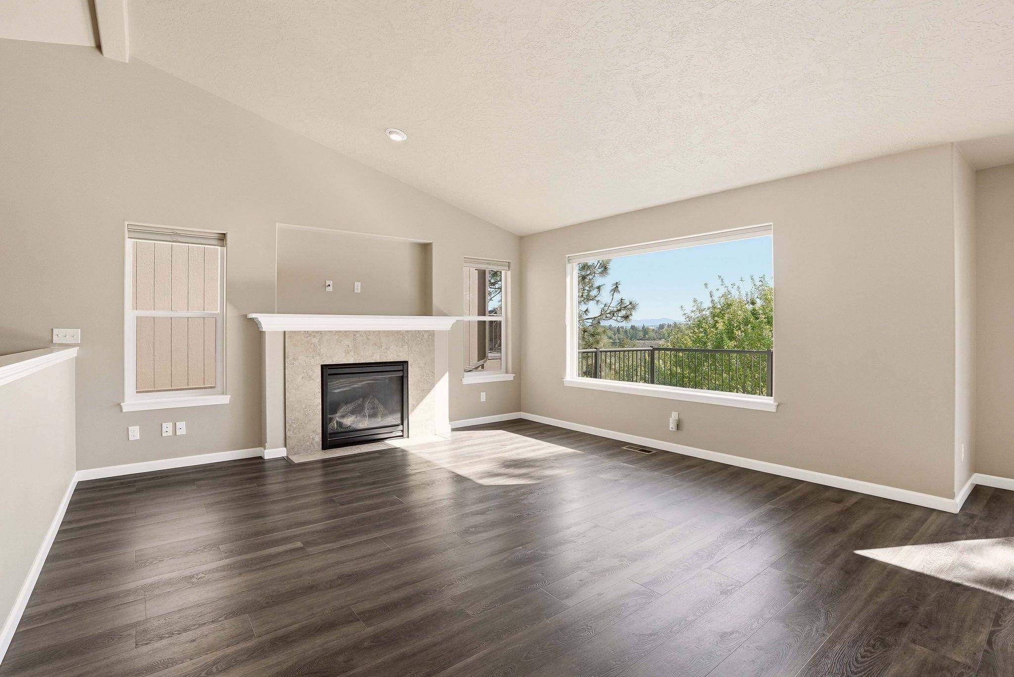 1907 S Canyon Woods Ln, Spokane, WA 99224