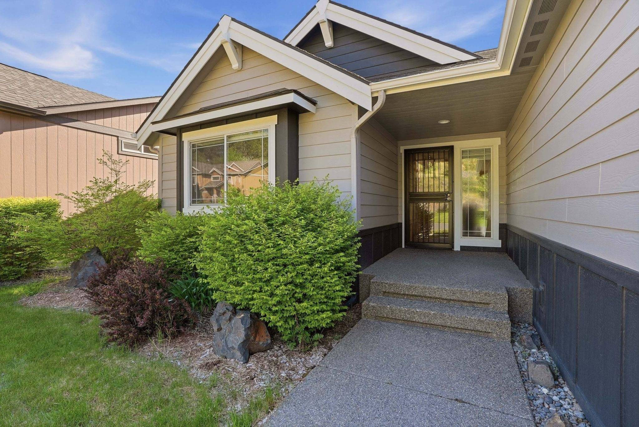 1907 S Canyon Woods Ln, Spokane, WA 99224