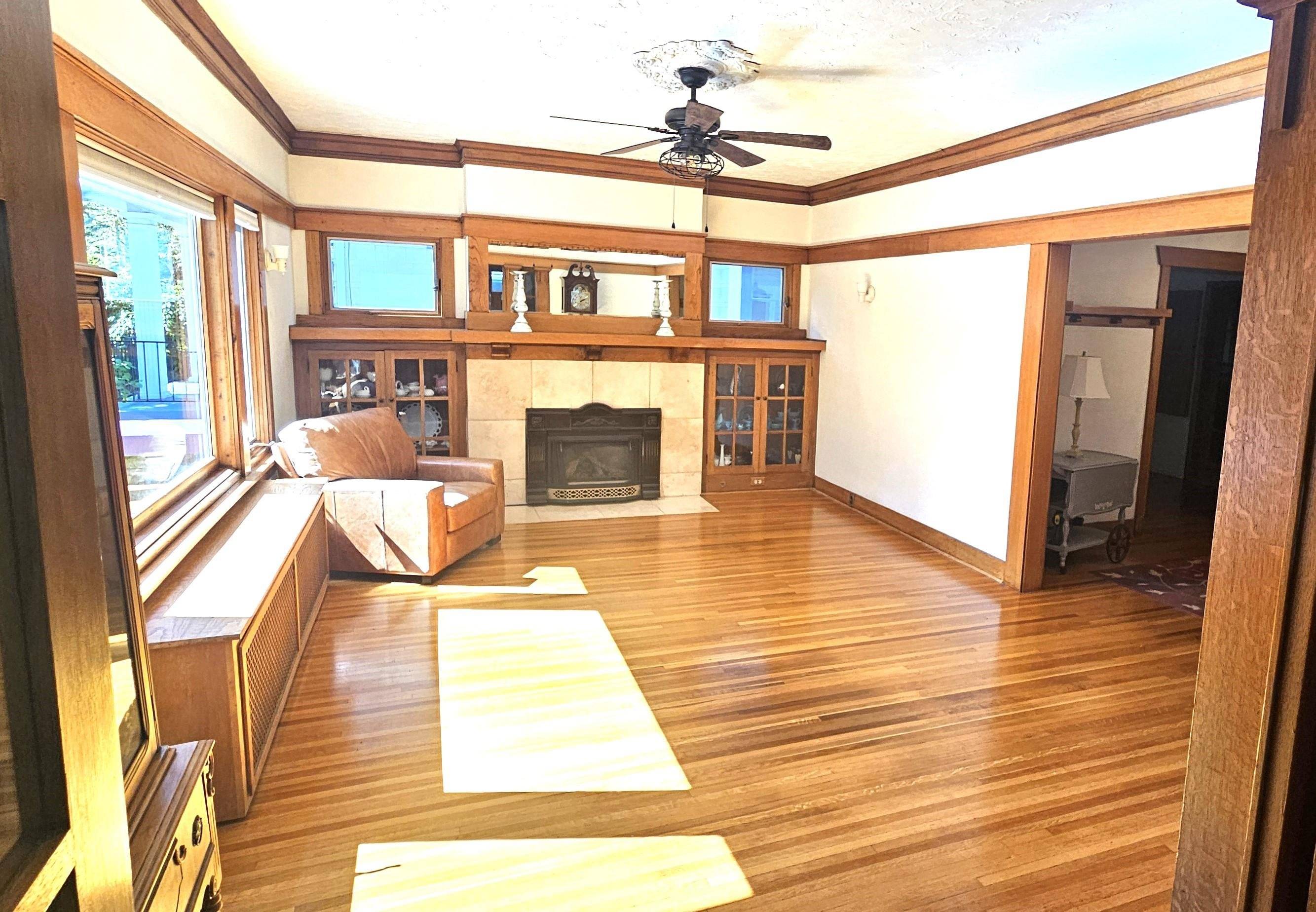 1624 S Tacoma St, Spokane, WA 99203-2804