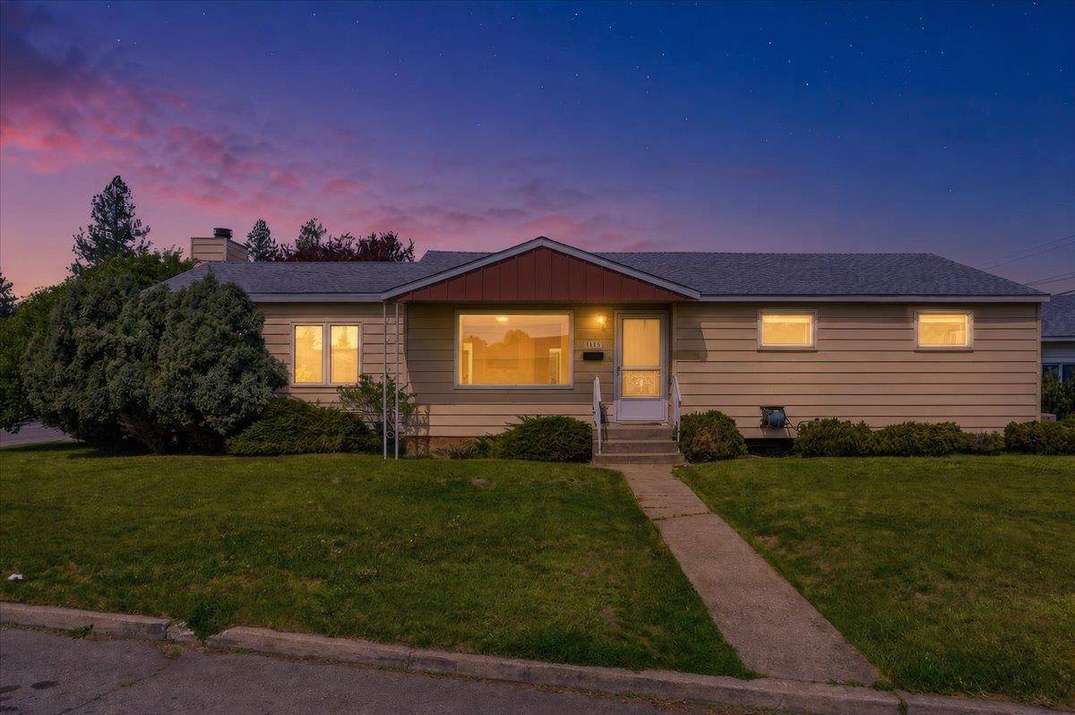 1114 W Rosewood Pl, Spokane, WA 99208