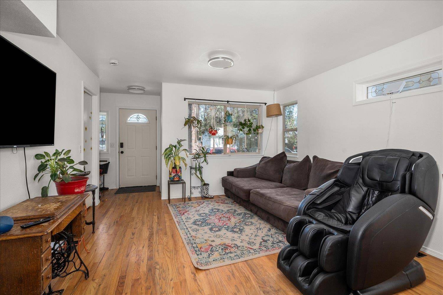 24 E 34th Ave, Spokane, WA 99203
