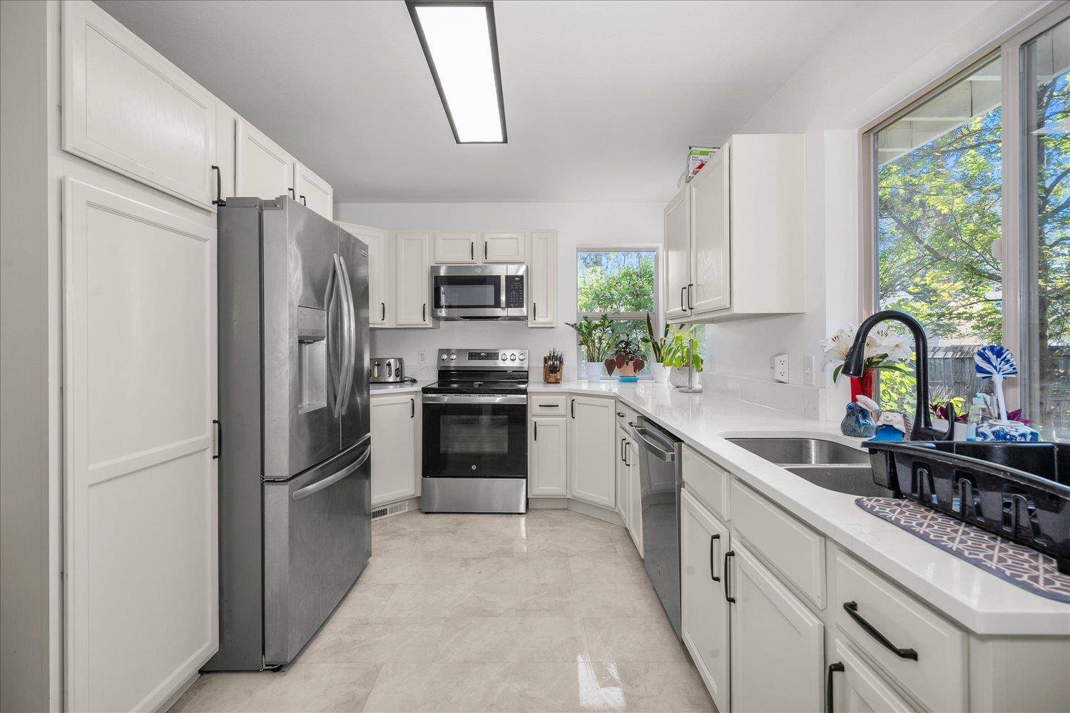 24 E 34th Ave, Spokane, WA 99203