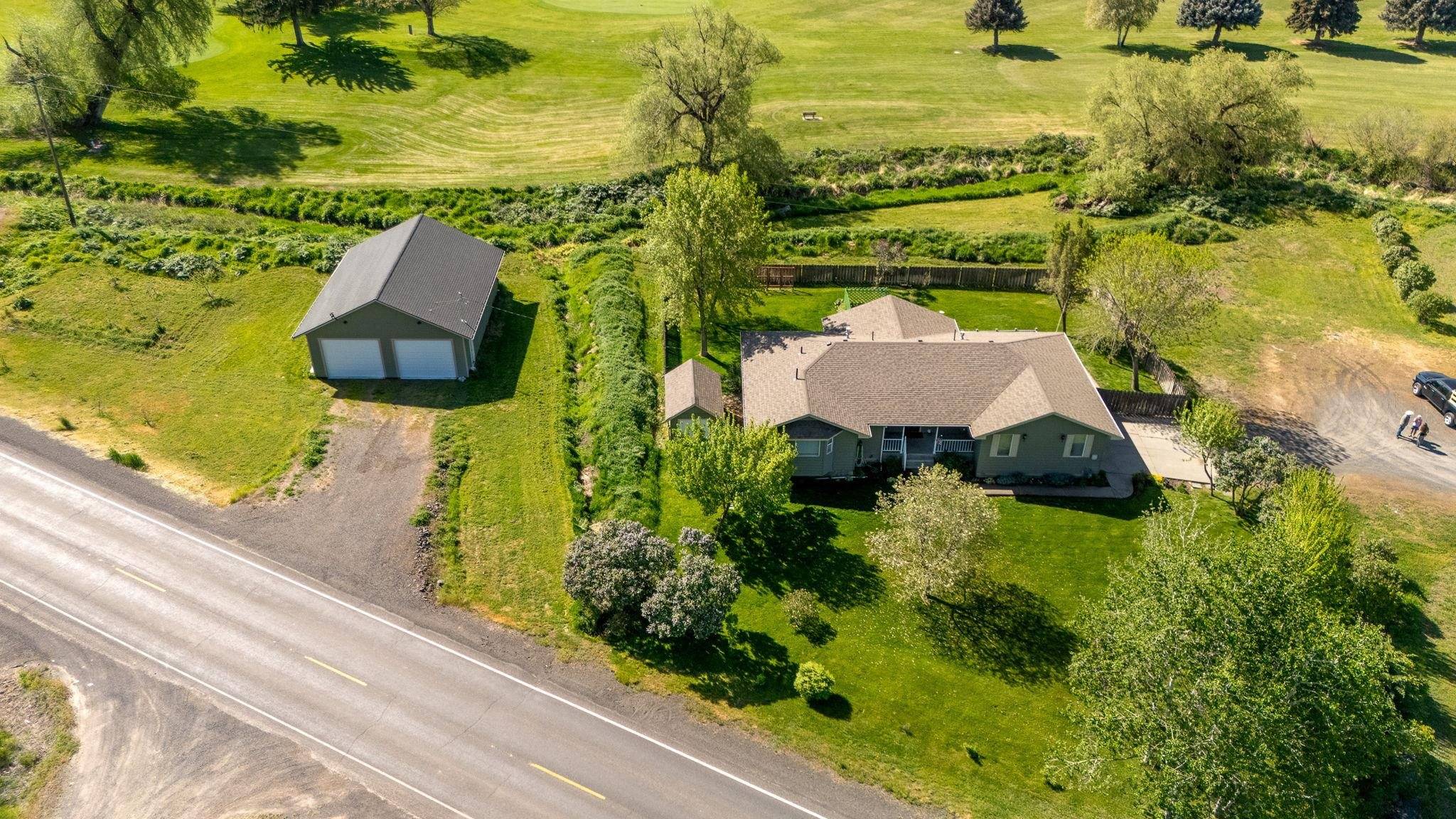 601 Tomeo Ct, St John, WA 99171