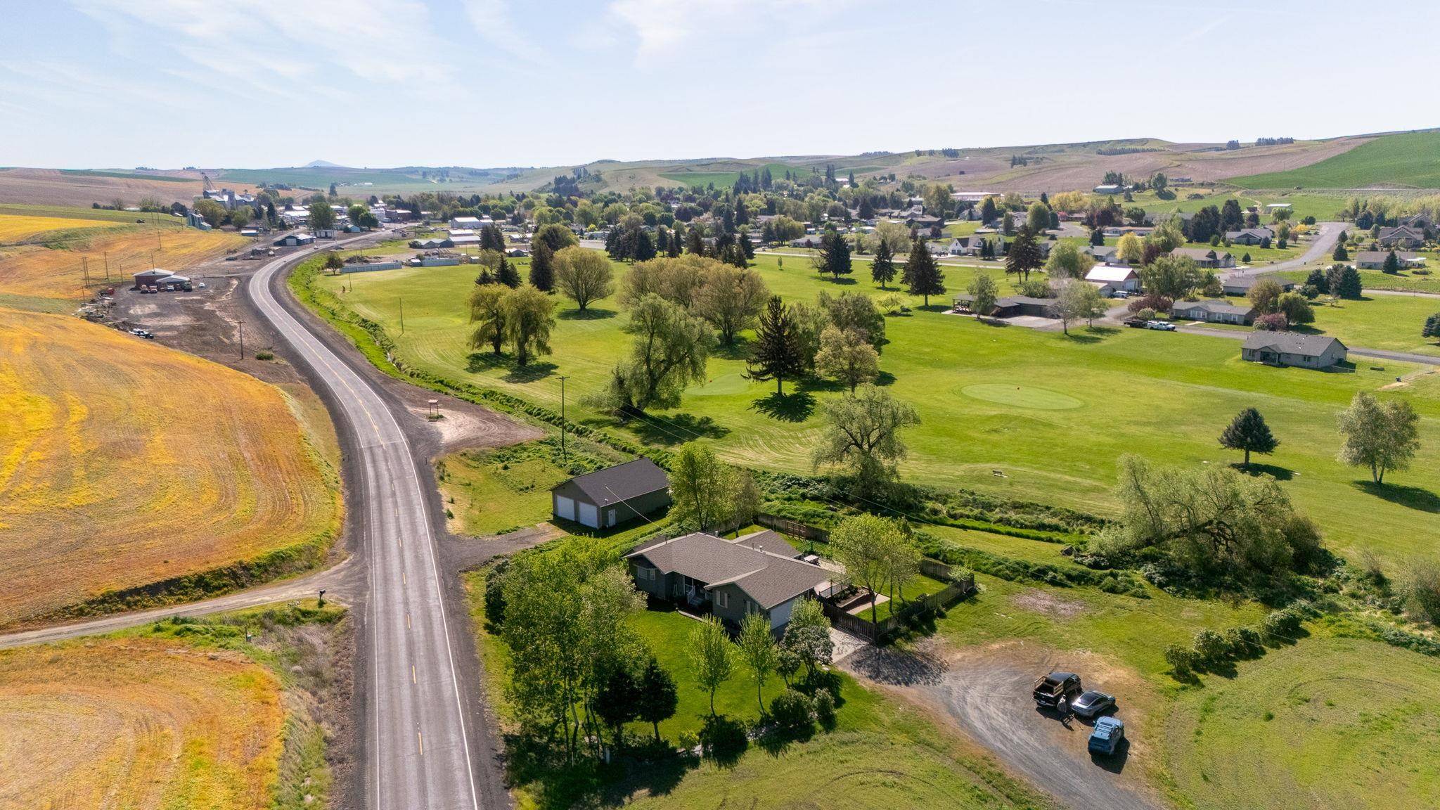 601 Tomeo Ct, St John, WA 99171