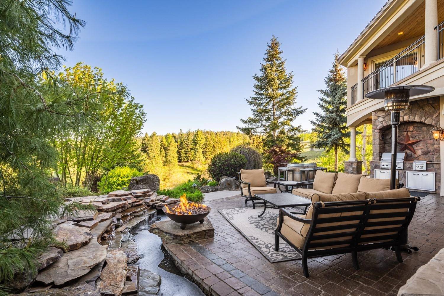 11905 S Fairway Ridge Ln, Spokane, WA 99224