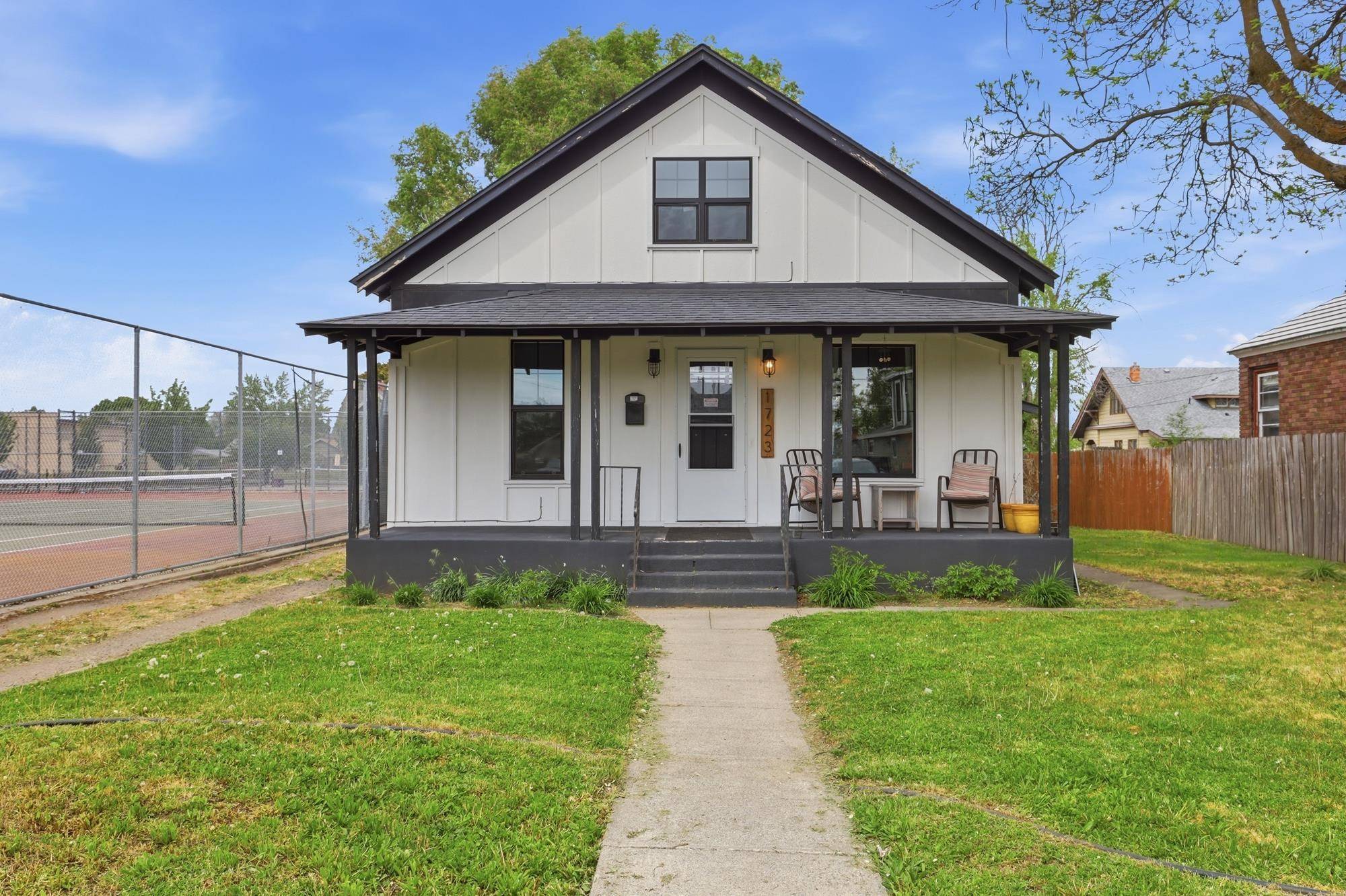 1723 E Hoffman Ave, Spokane, WA 99207