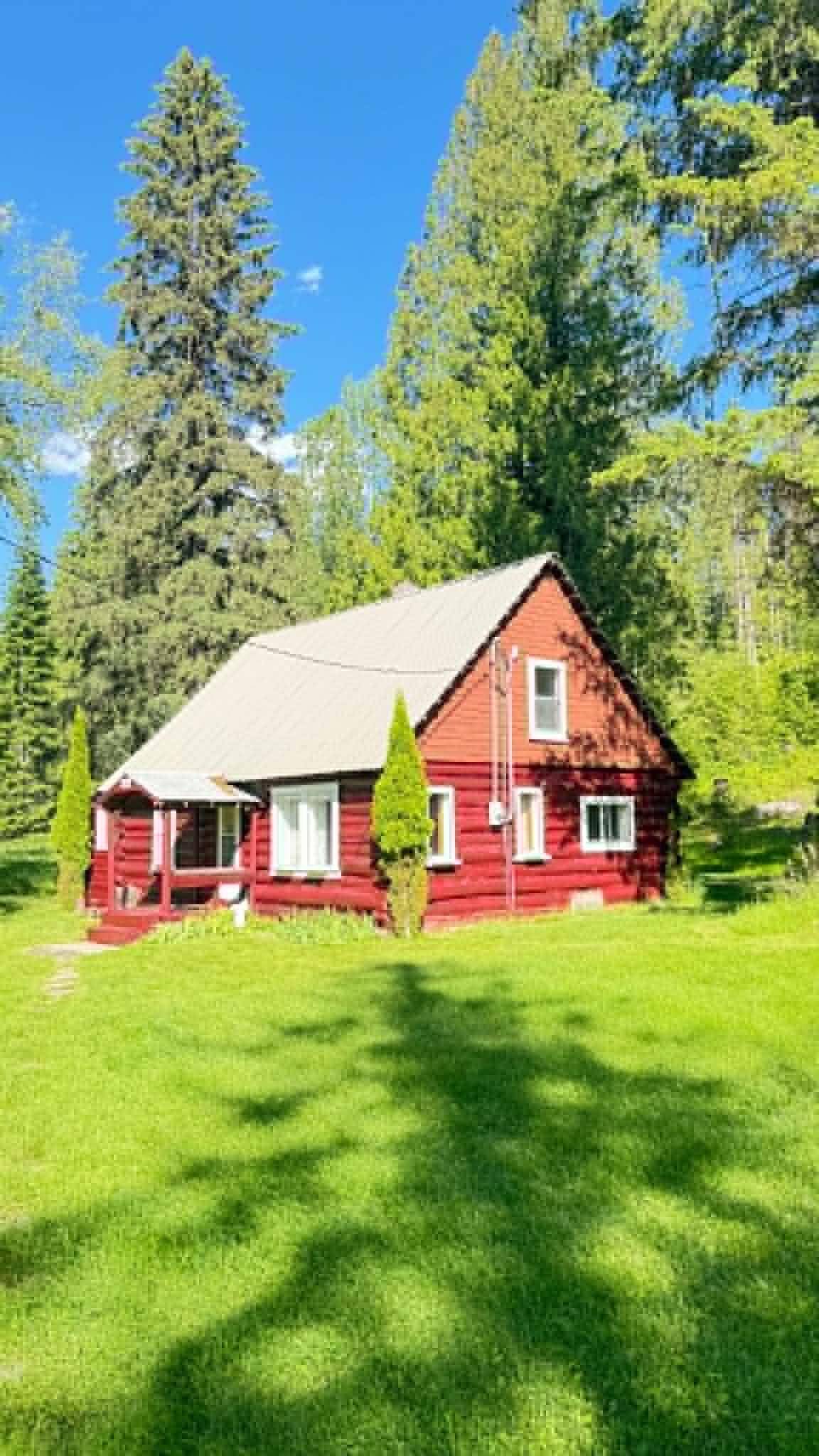17112 31 Hwy, Metaline Falls, WA 99153