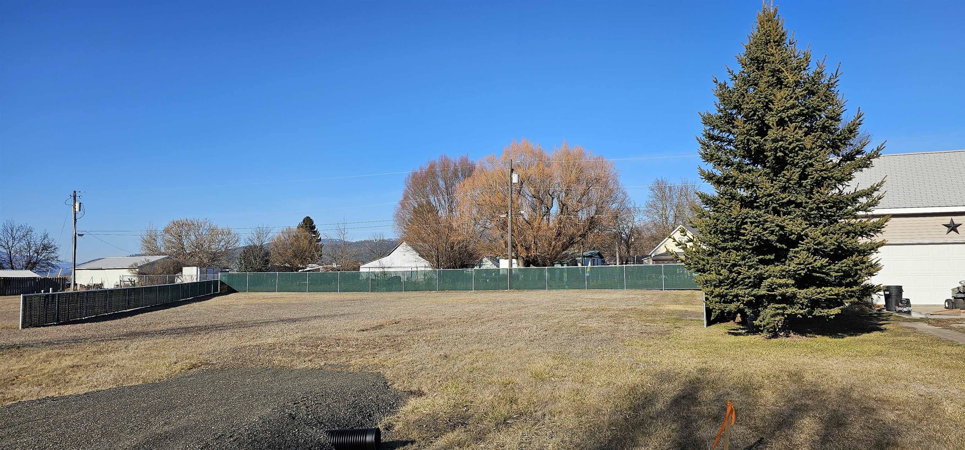1120 W King St, Chewelah, WA 99109