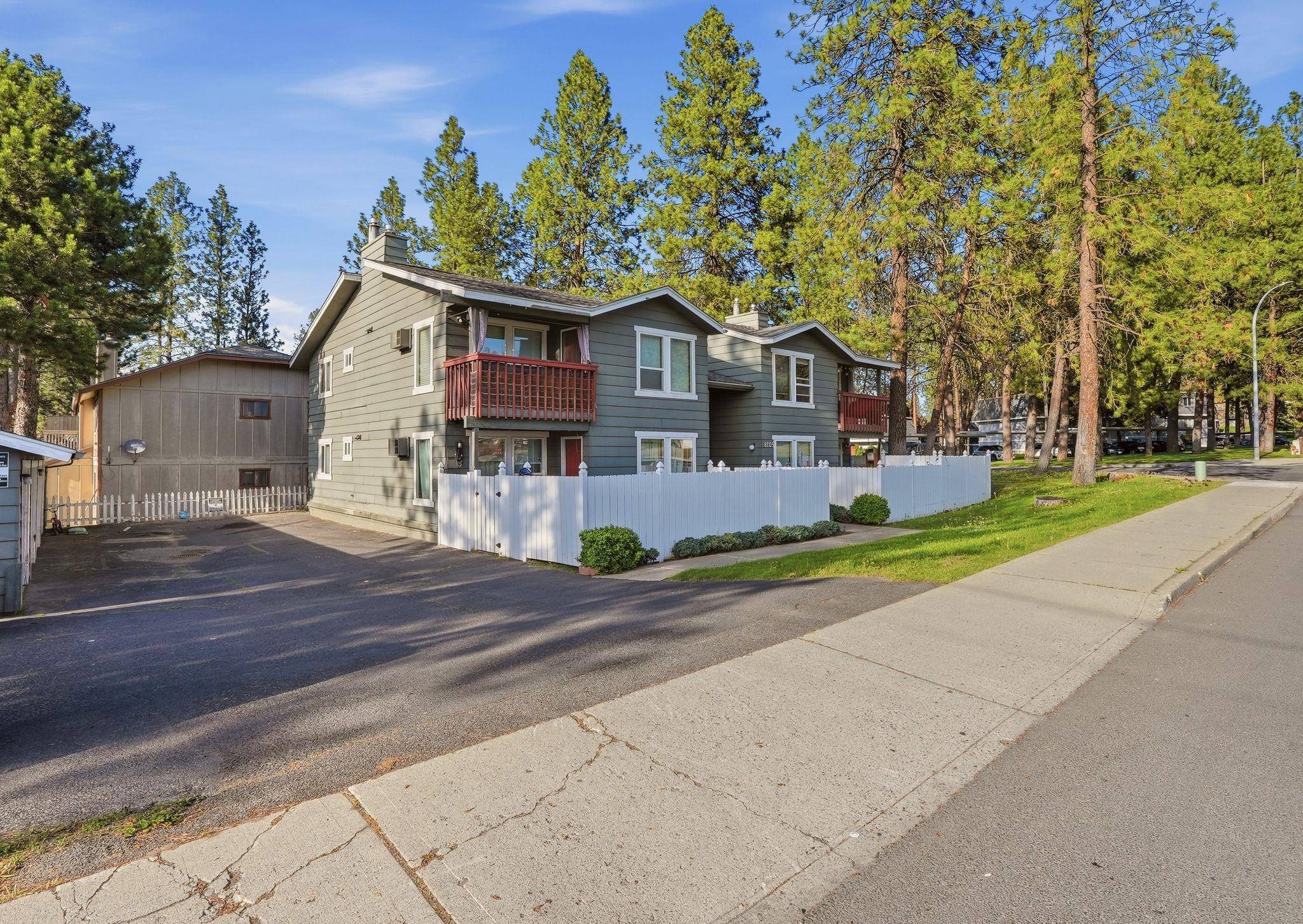 8705 N Colton St, Spokane, WA 99218