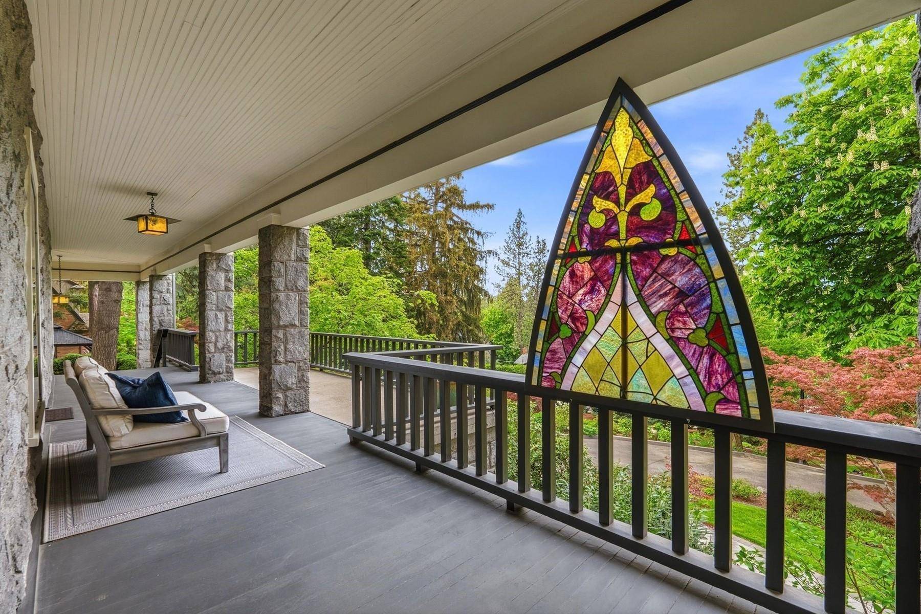1122 E 20th Ave, Spokane, WA 99203