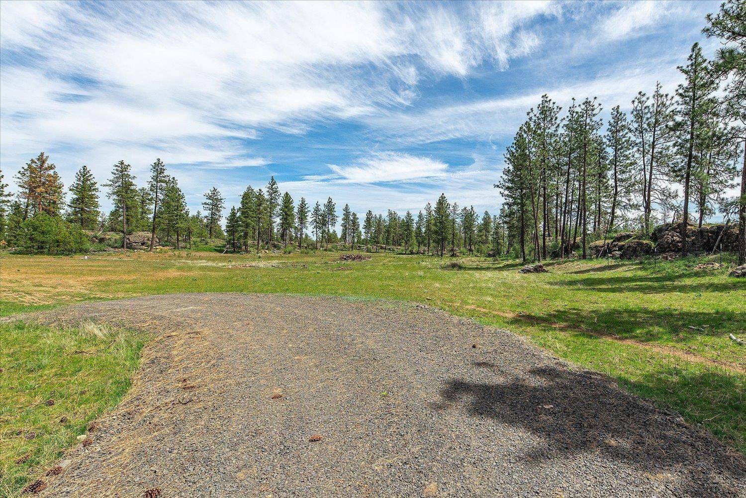 23755 S Ritchey Rd, Cheney, WA 99004