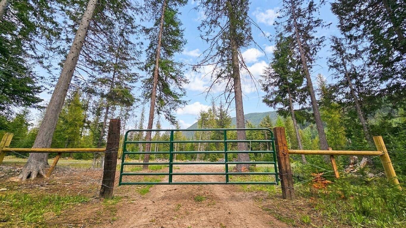 36xx Deep Lake Boundary Rd, Colville, WA 99114-0000