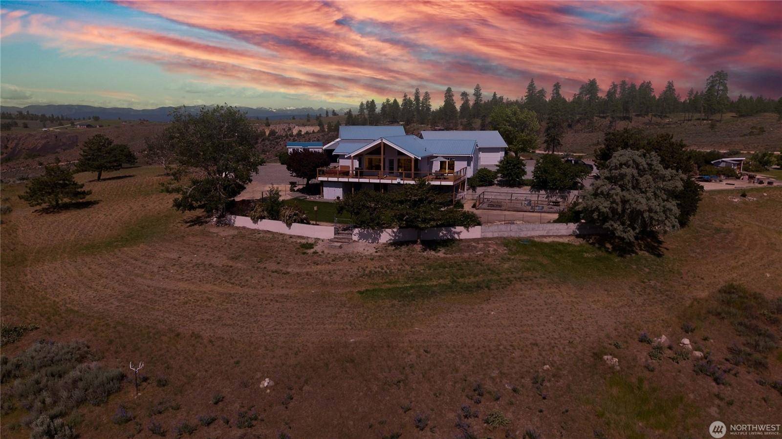 24 Cielo Cir, Brewster, WA 98812