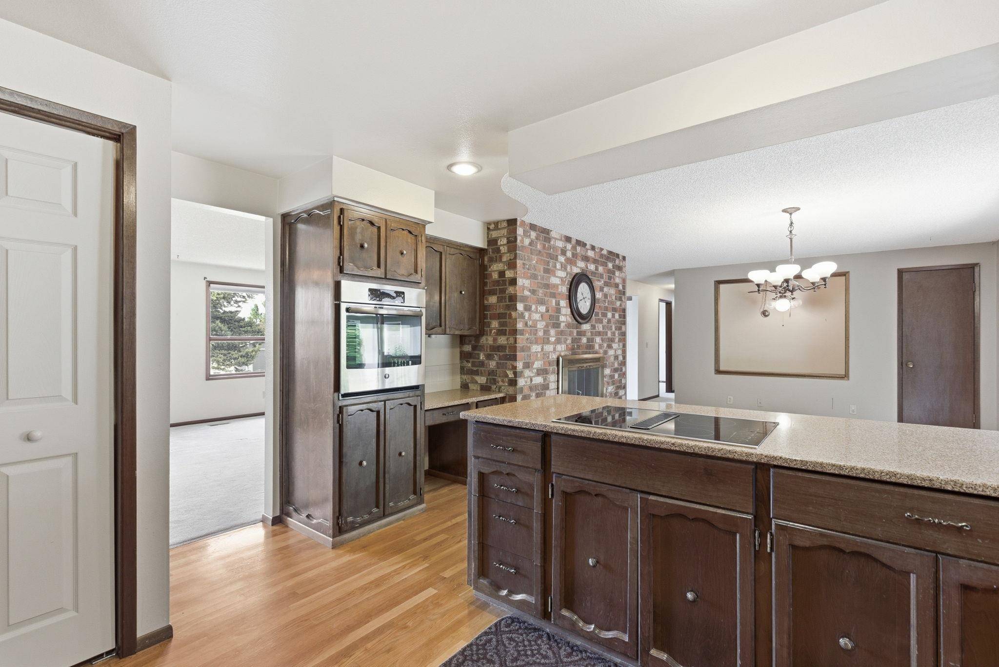 5207 S Dearborn Dr, Spokane, WA 99223