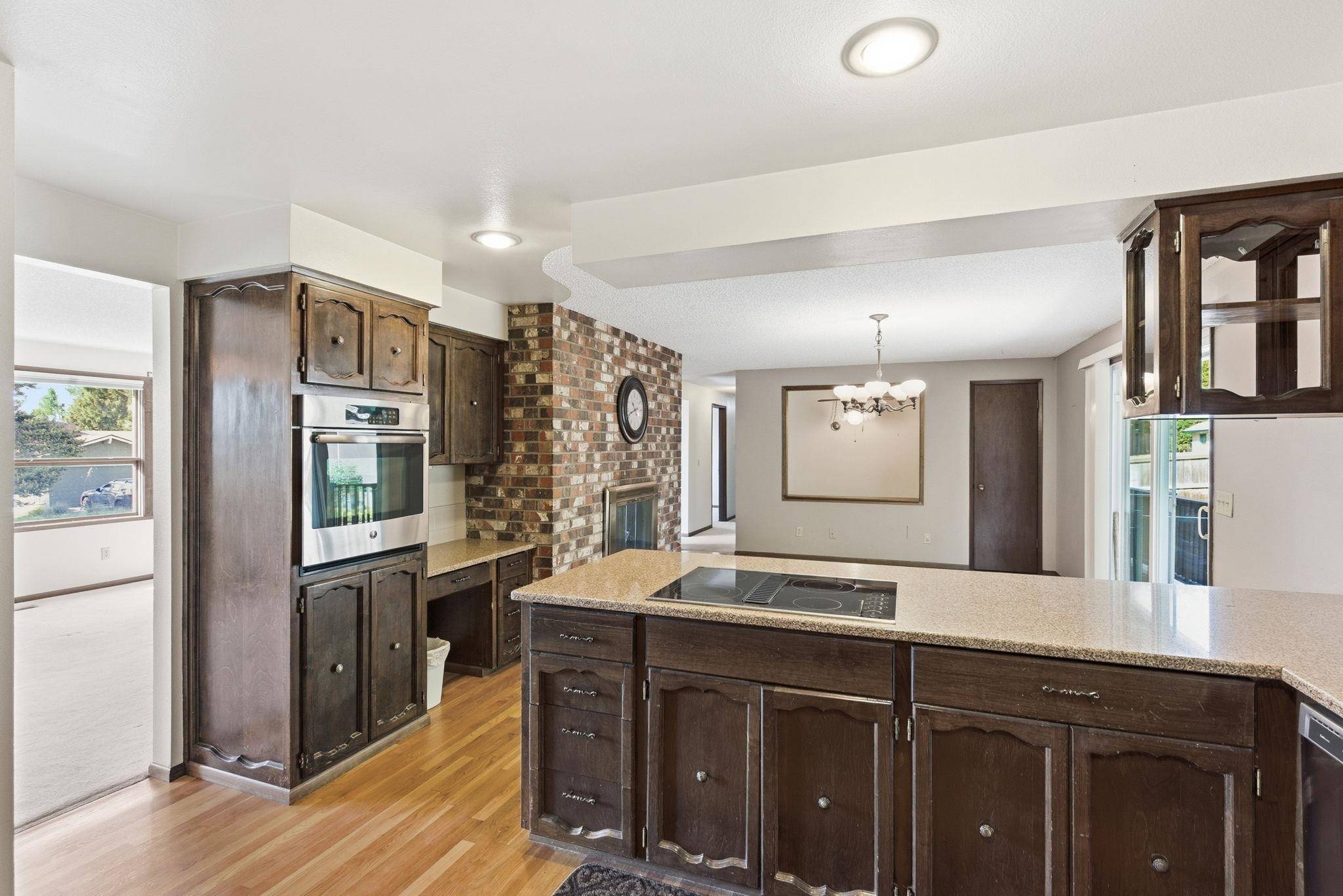 5207 S Dearborn Dr, Spokane, WA 99223