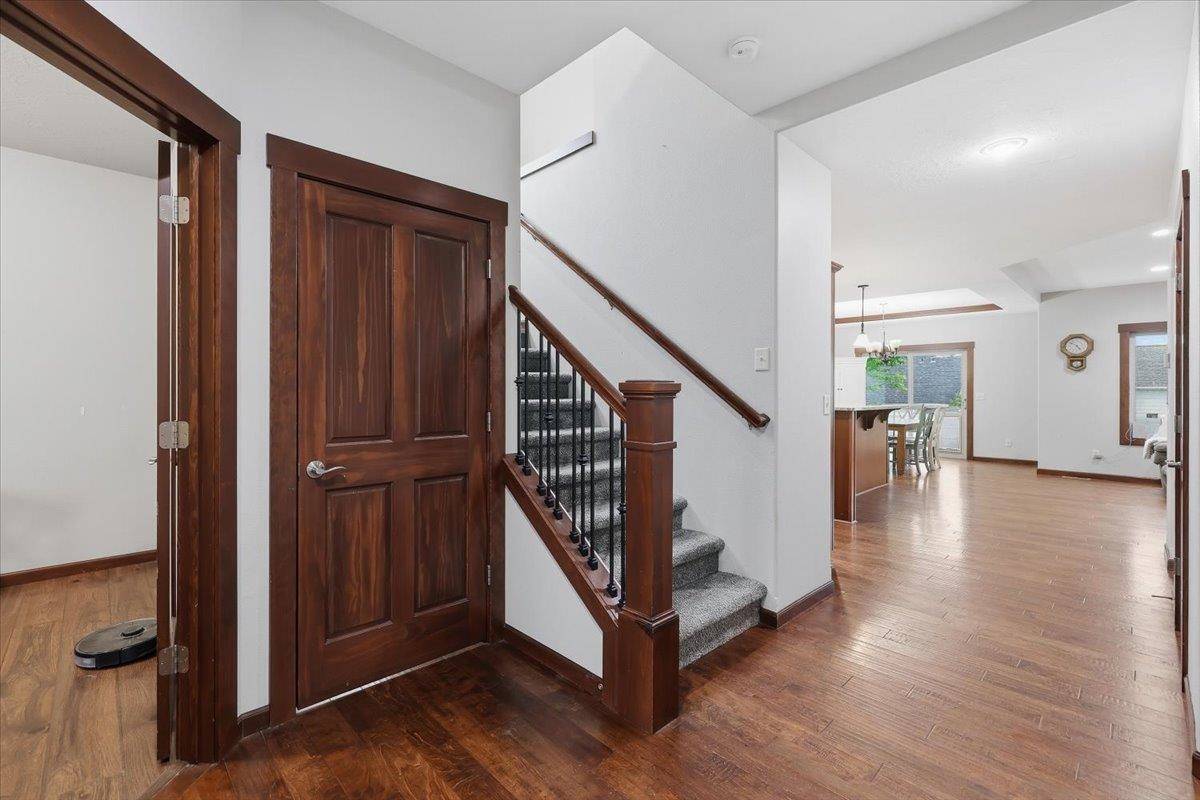 17710 E Daystar Rd, Greenacres, WA 99016