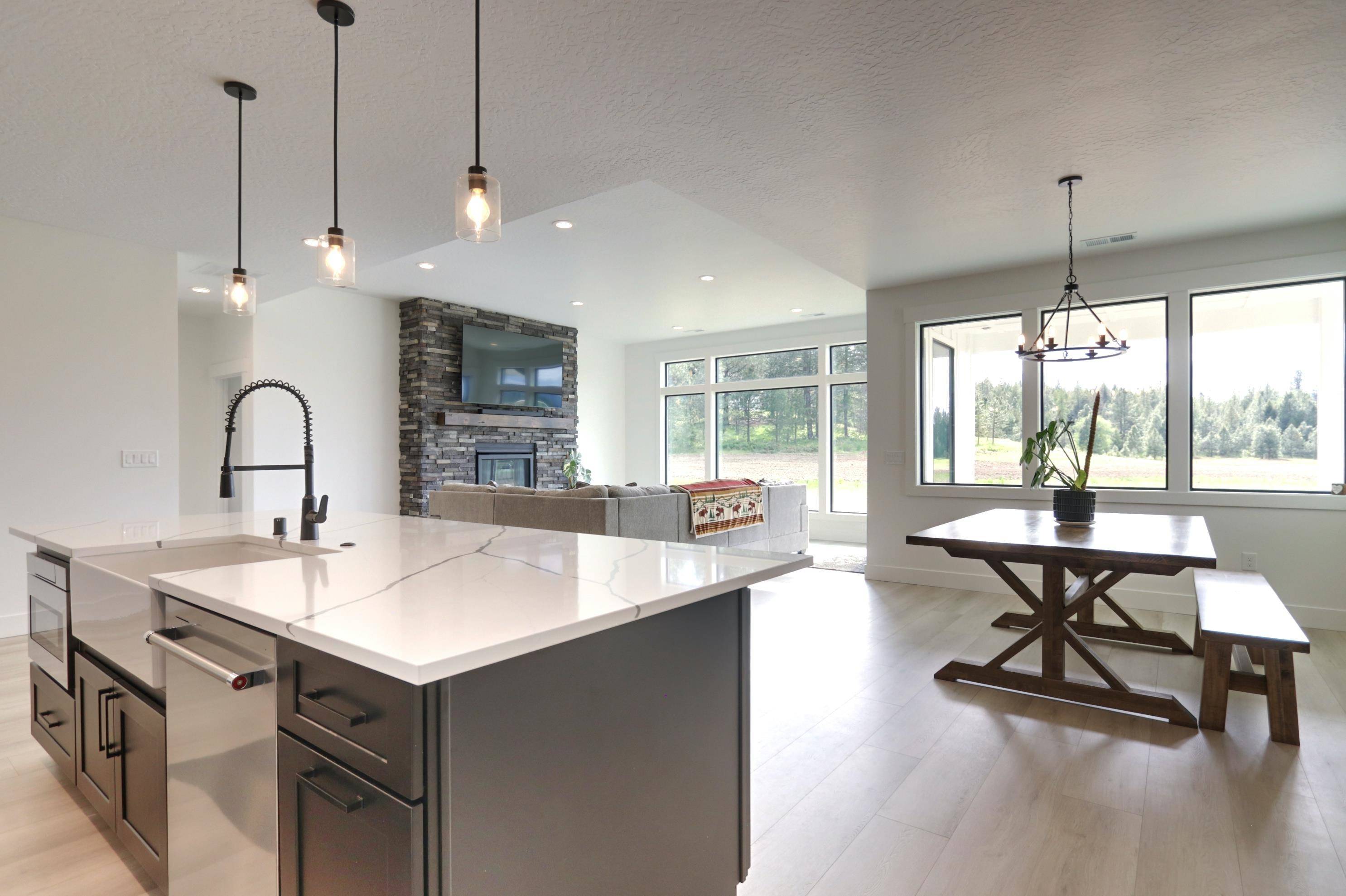 26433 N Spotted Rd, Deer Park, WA 99006