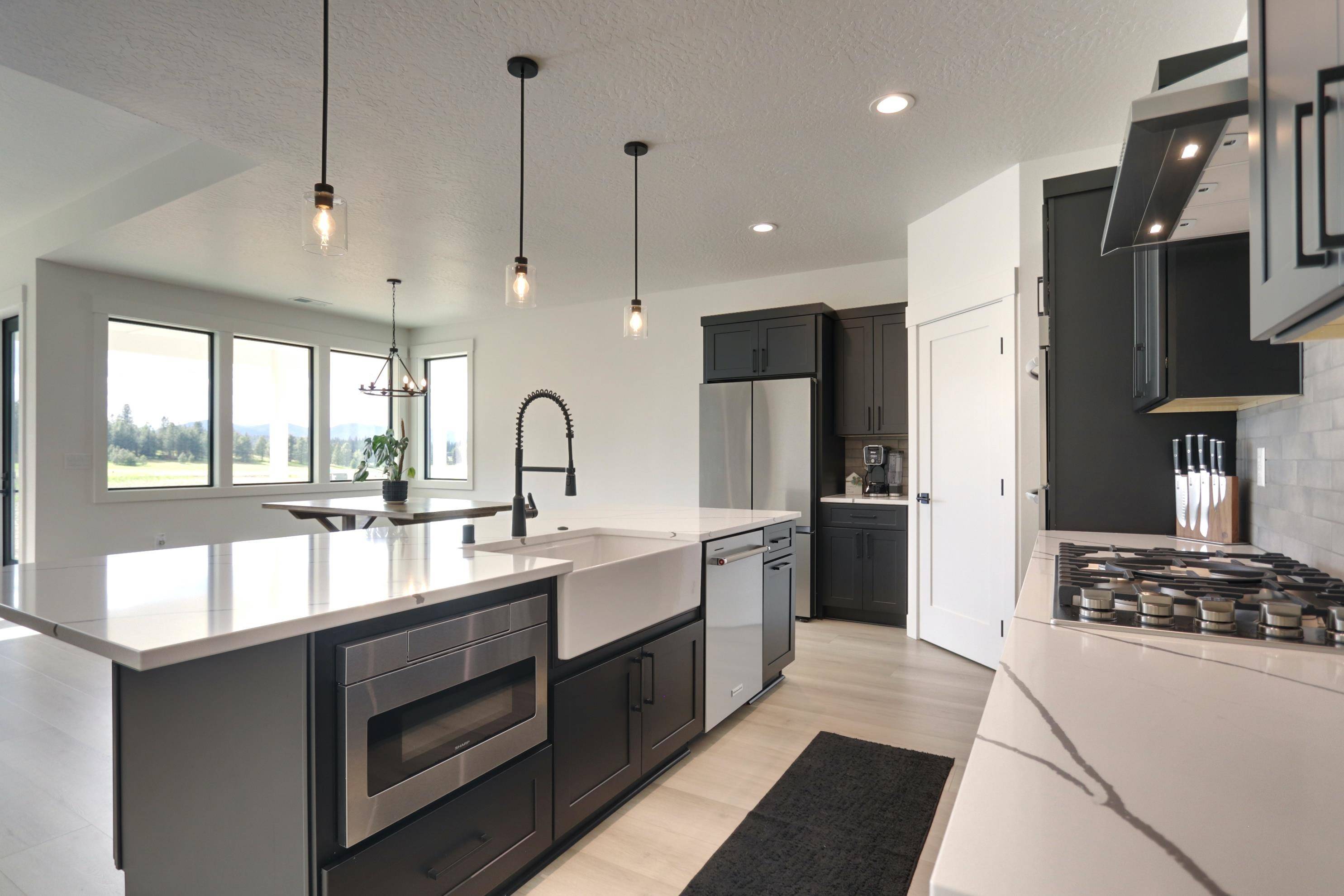 26433 N Spotted Rd, Deer Park, WA 99006