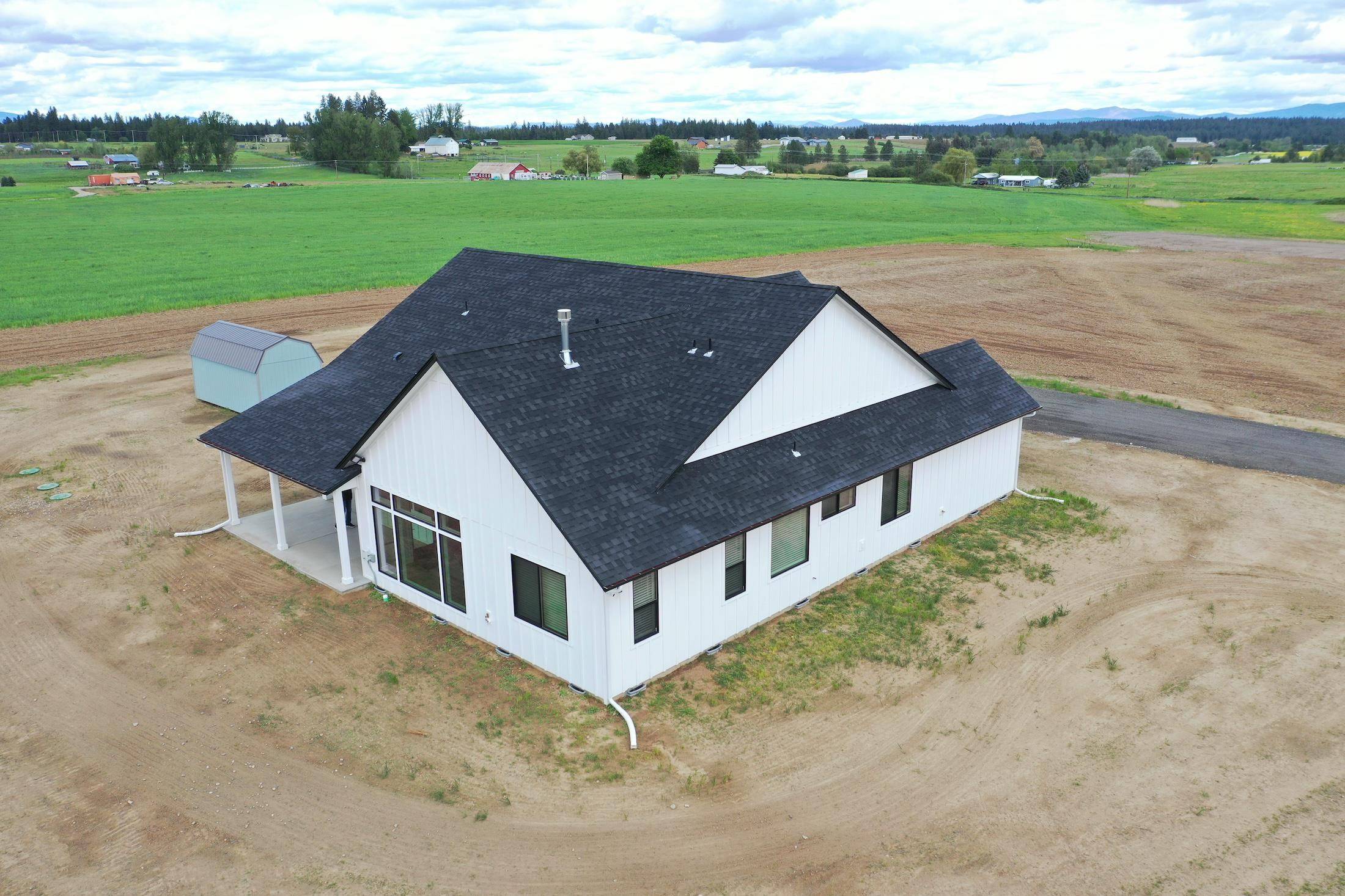 26433 N Spotted Rd, Deer Park, WA 99006