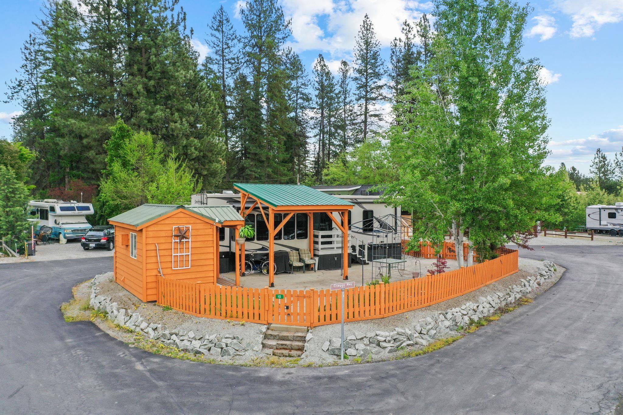 10 Craggy WAY, Usk, WA 99180