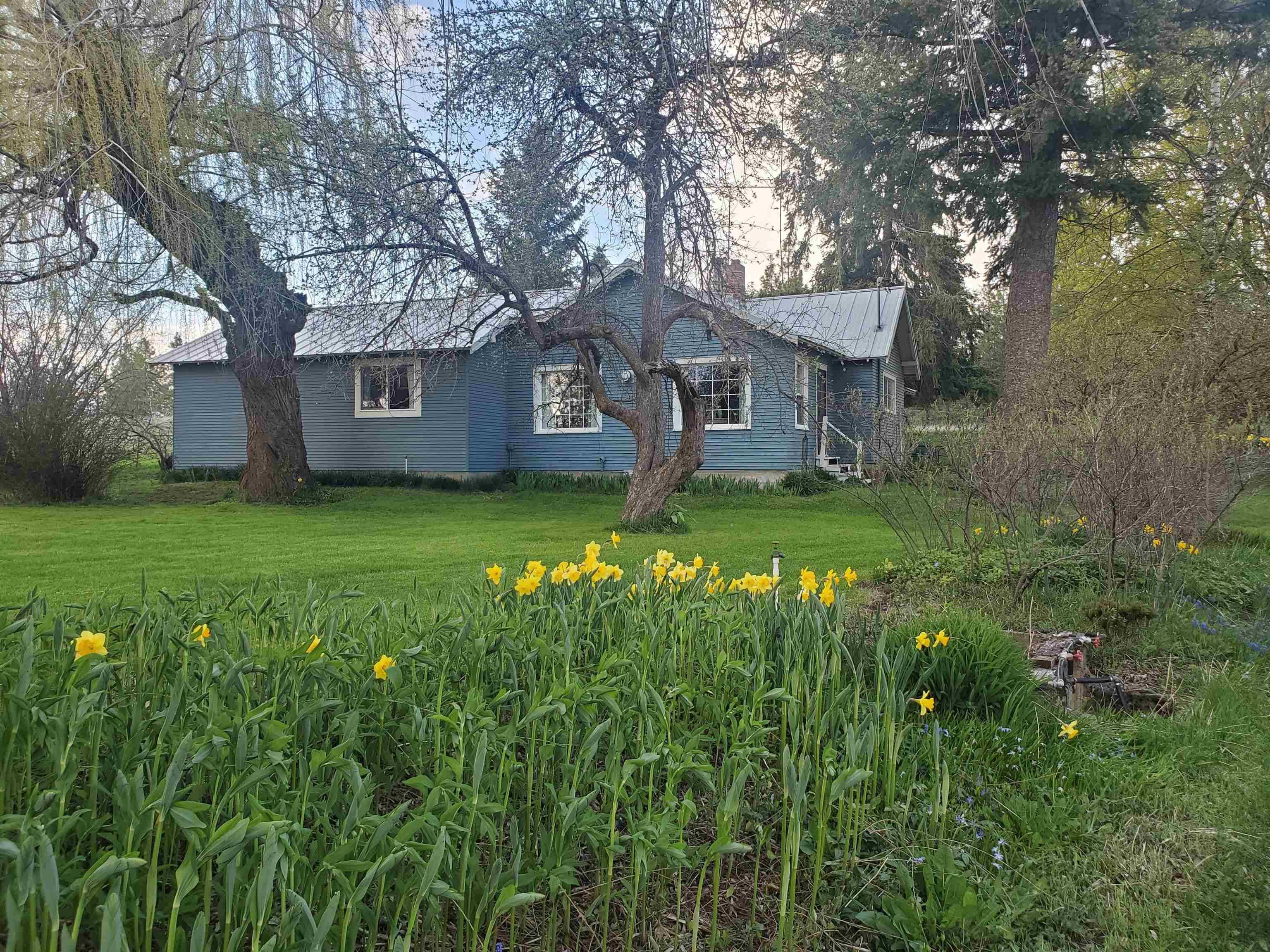 16812 W BIG SKY Ln, Nine Mile Falls, WA 99026