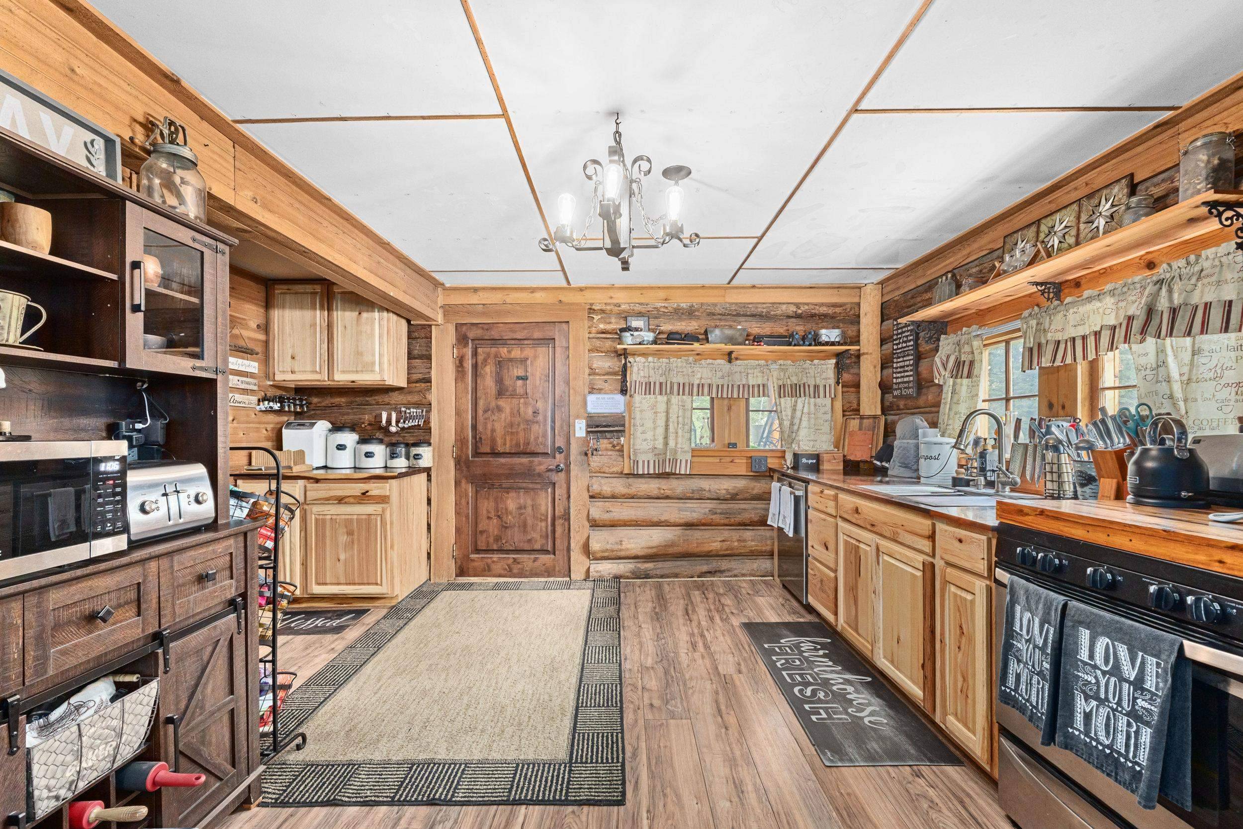 4045 Deer Creek Rd, Valley, WA 99109