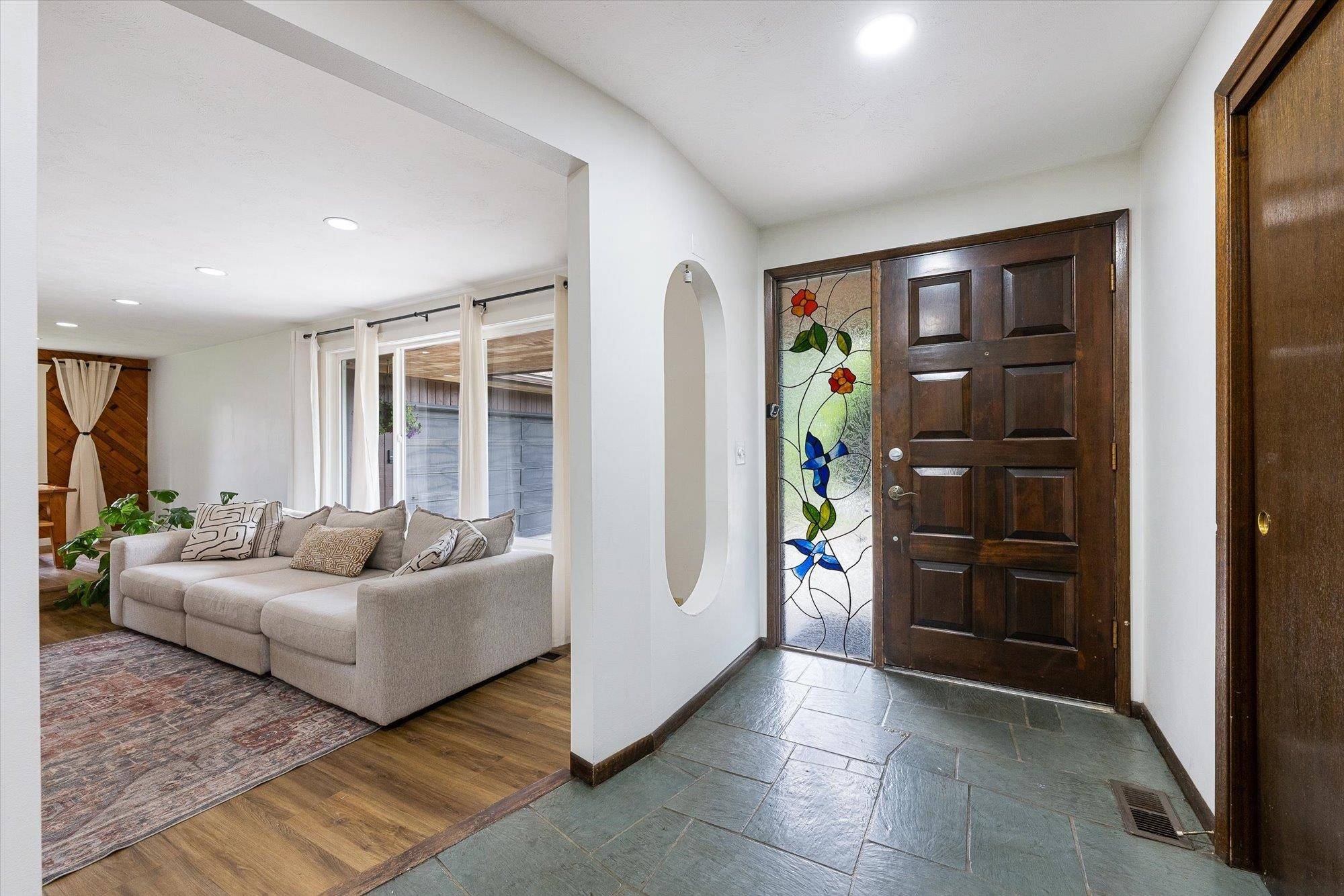 6113 S Crestline St, Spokane, WA 99223