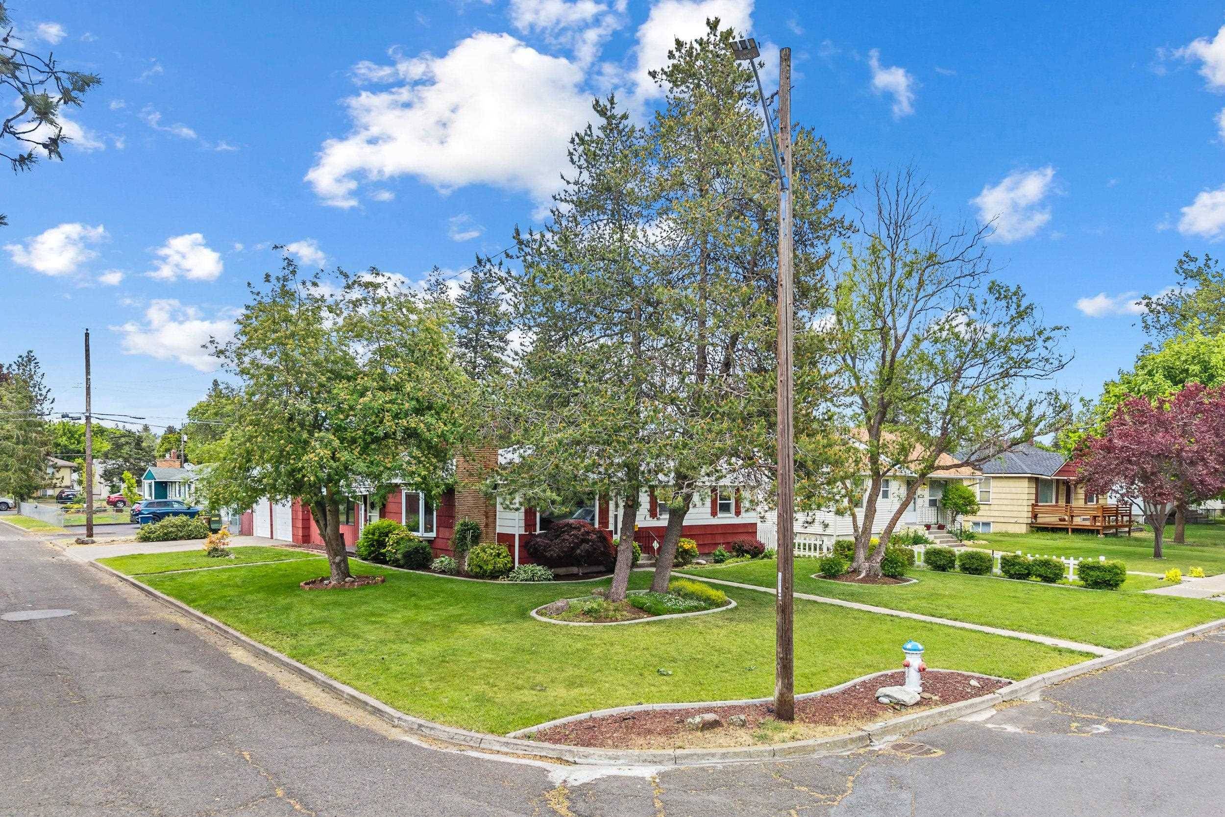 3728 W Rockwell Ave, Spokane, WA 99205