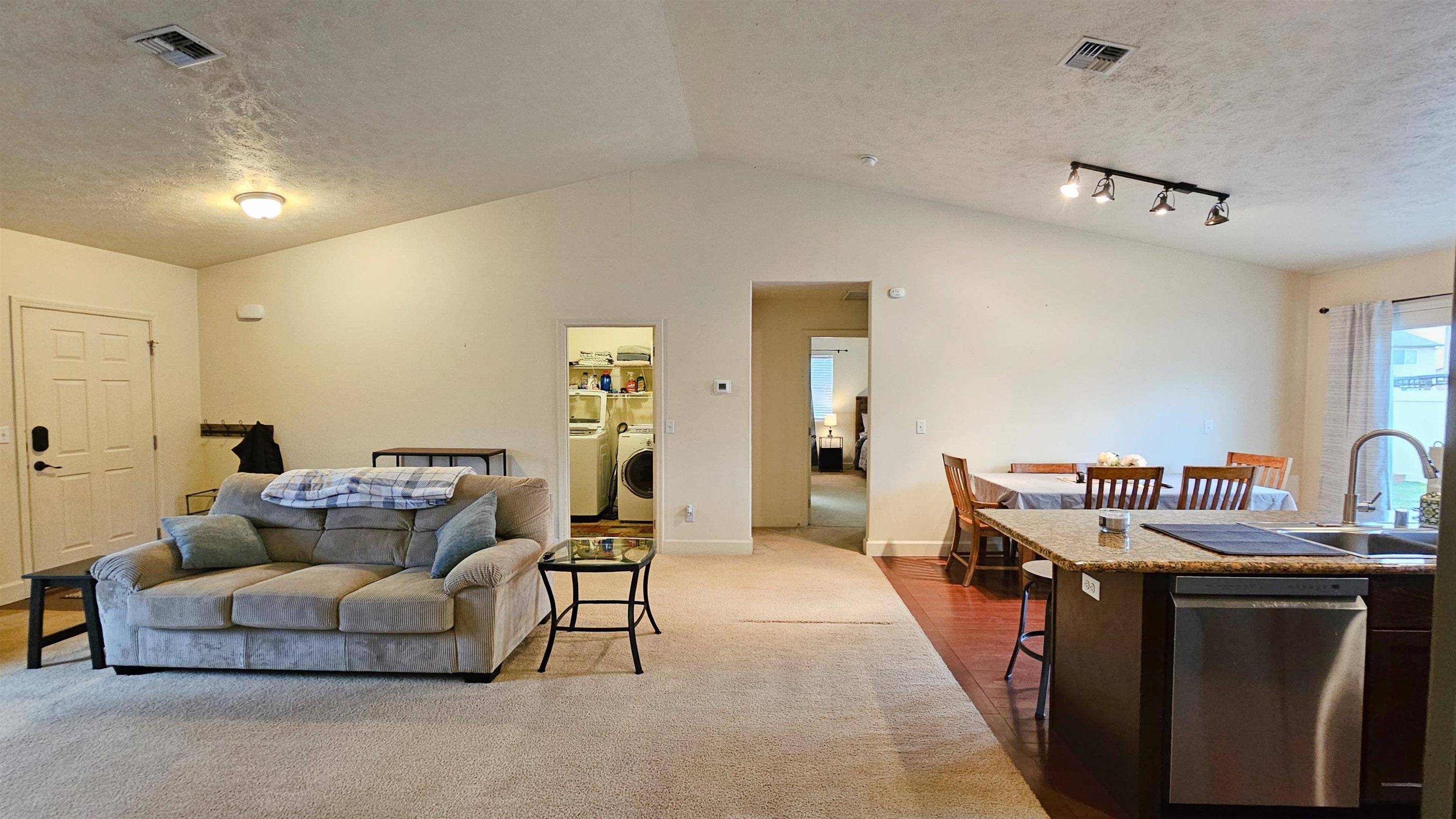 7607 S Dour St, Cheney, WA 99004