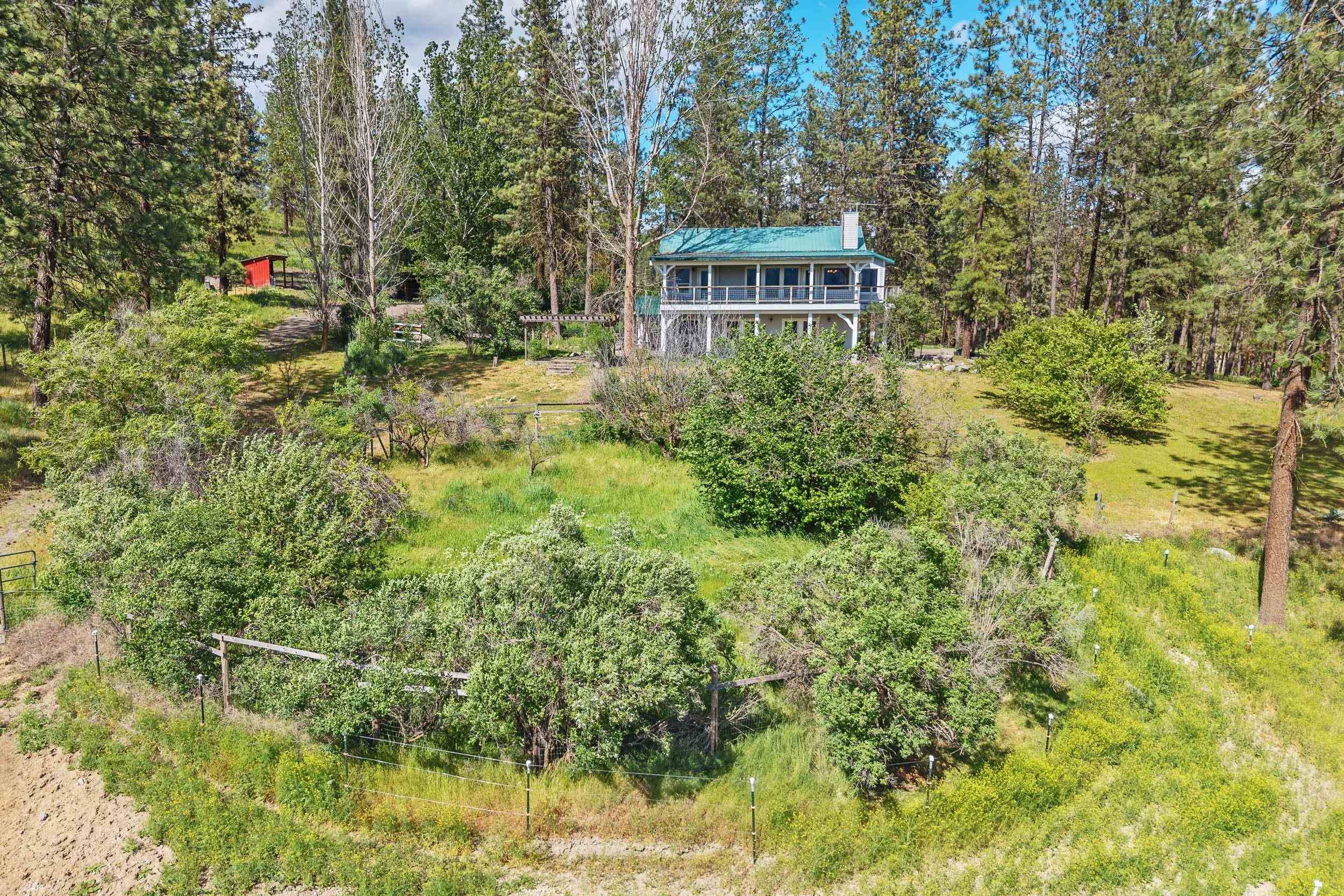 998 C Artman-Gibson Rd, Colville, WA 99114