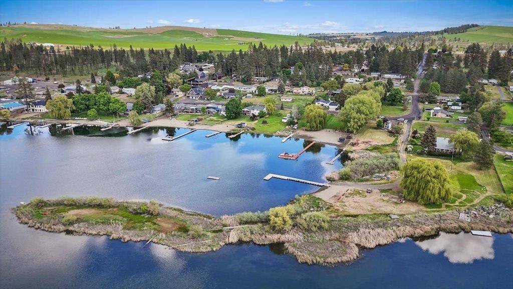 10918 S Pinecroft Rd, Medical Lake, WA 99022
