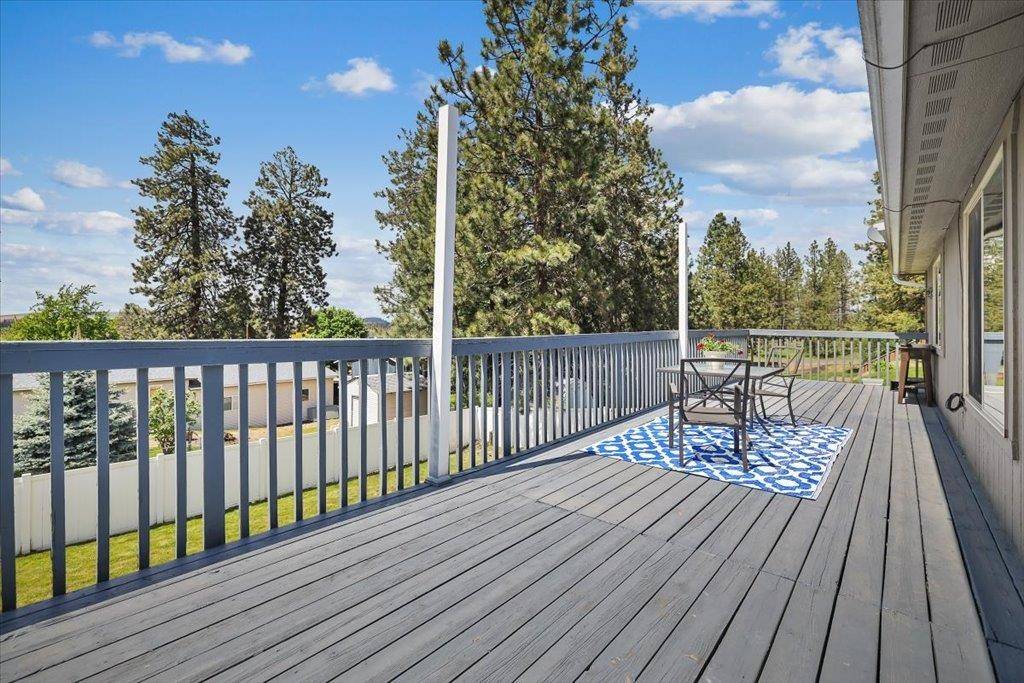 10918 S Pinecroft Rd, Medical Lake, WA 99022