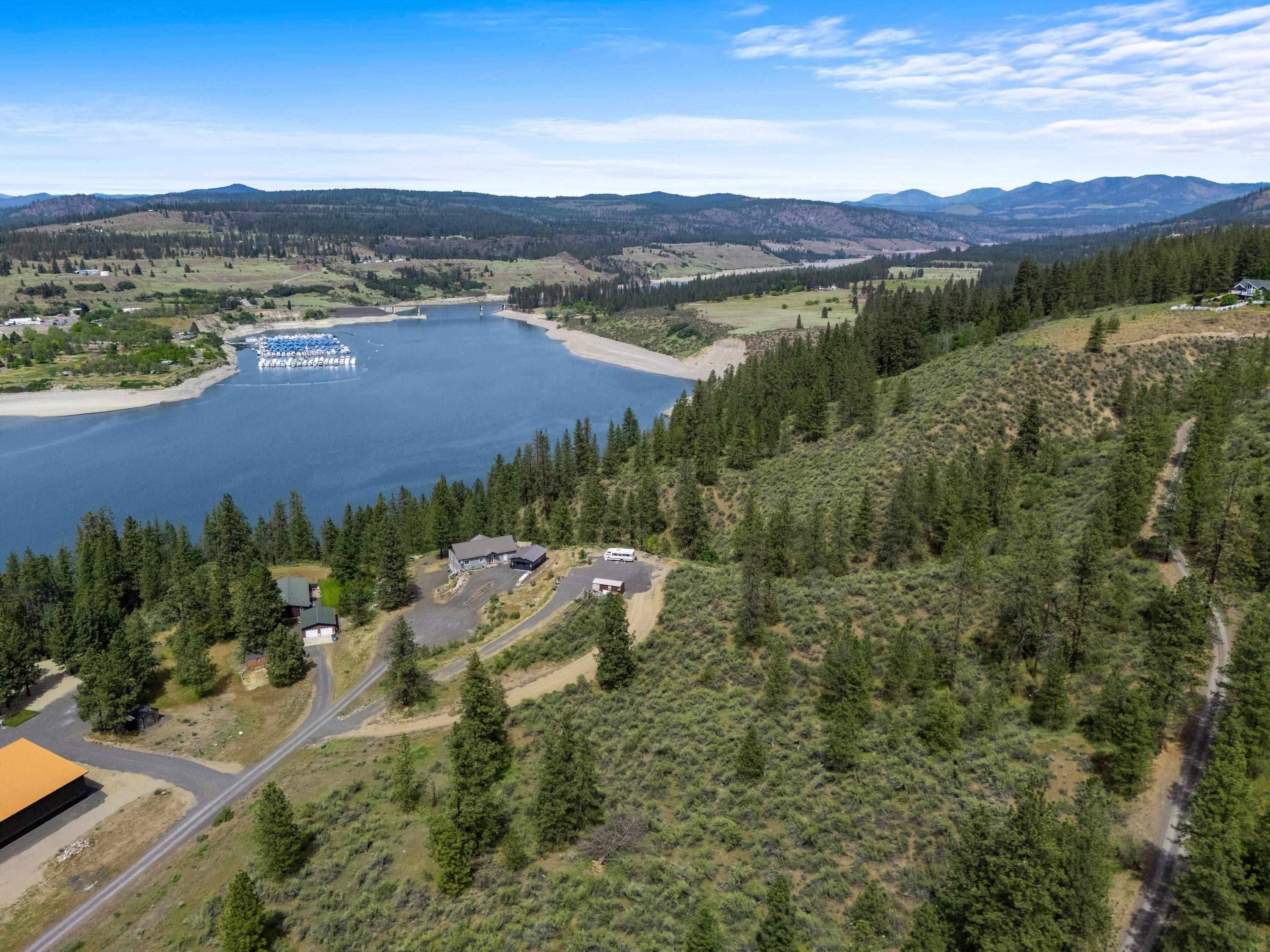 30495 Forks View Dr E., Davenport, WA 99122