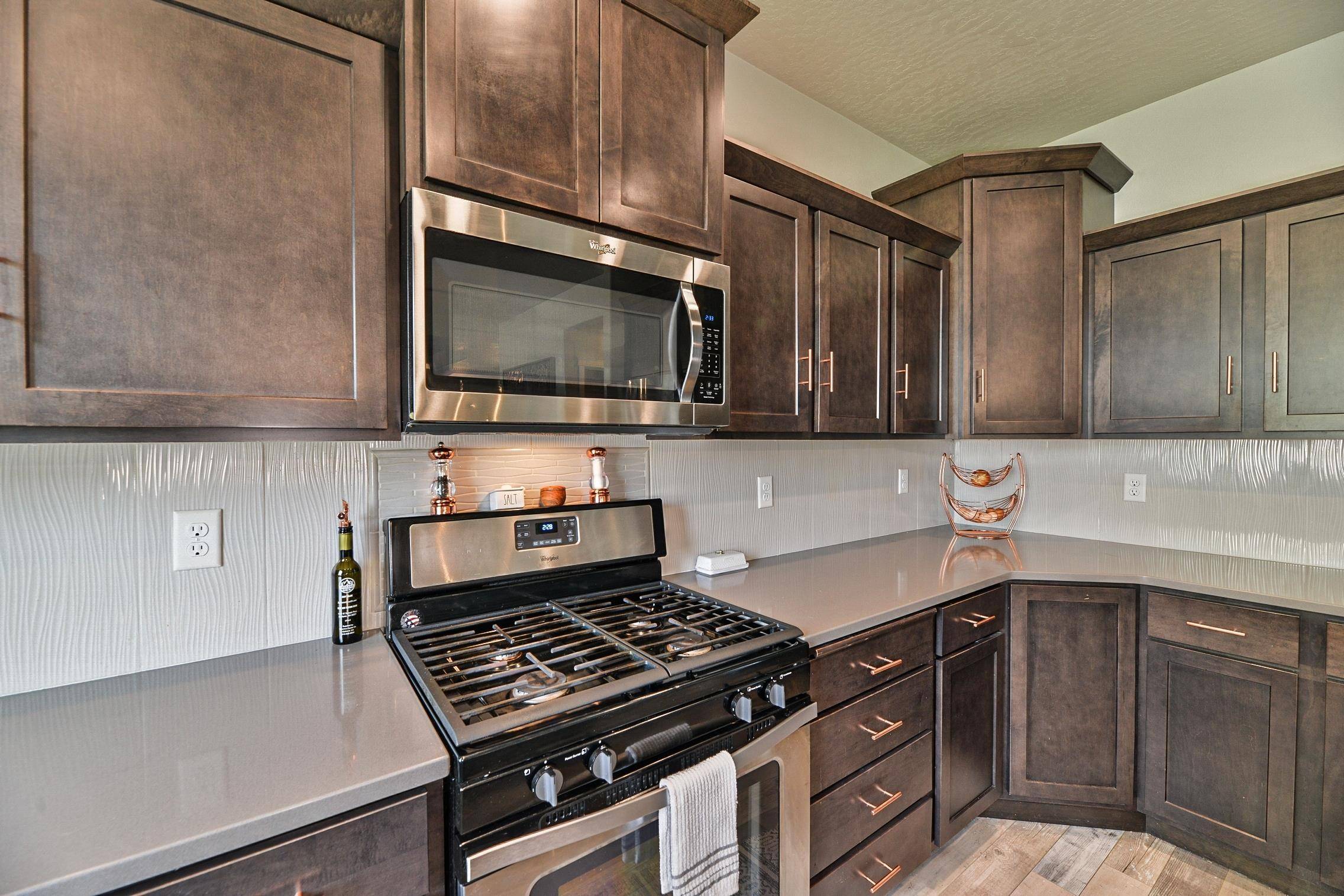 2820 W Helens Ln, Spokane, WA 99208