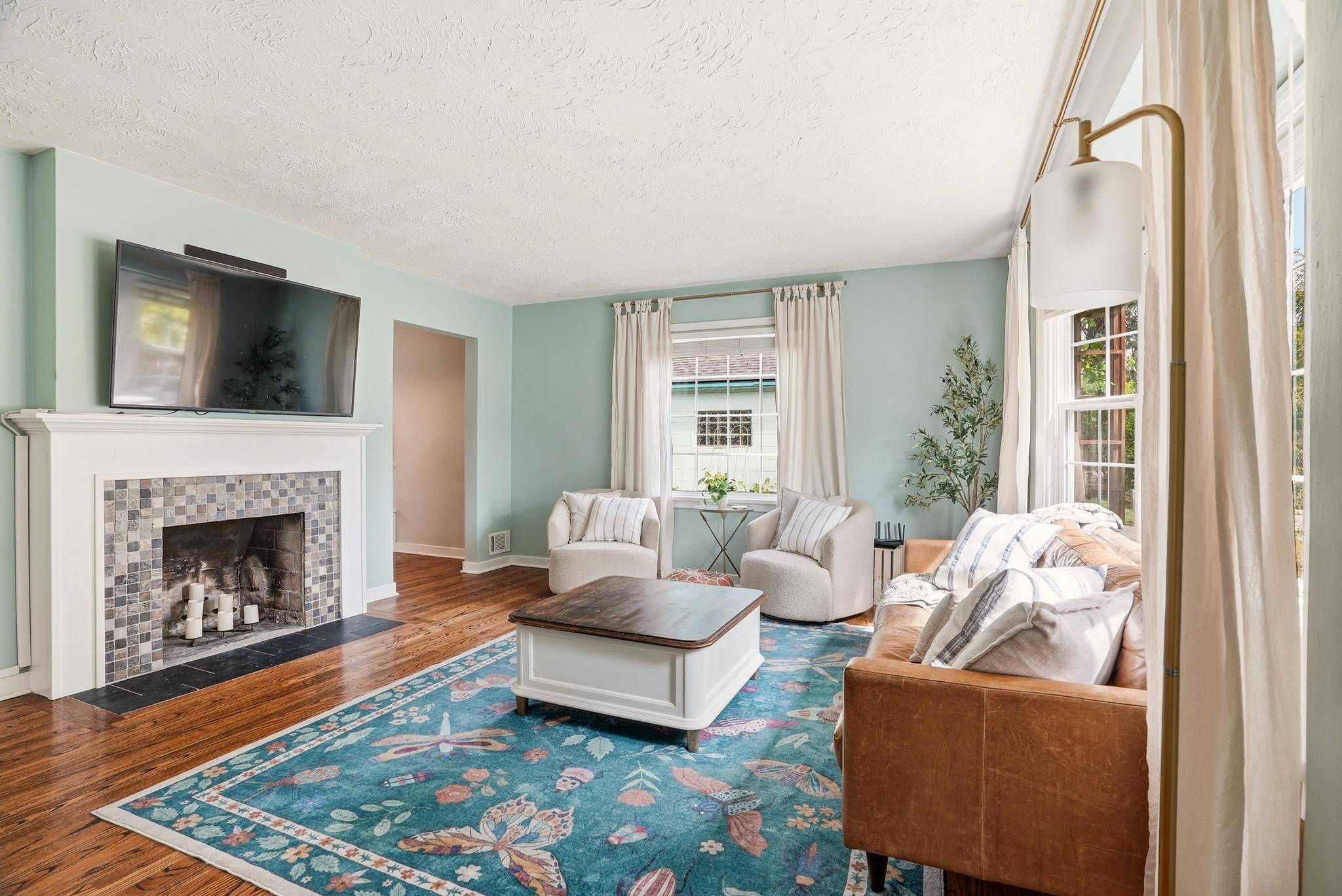 4311 N Wall St, Spokane, WA 99205