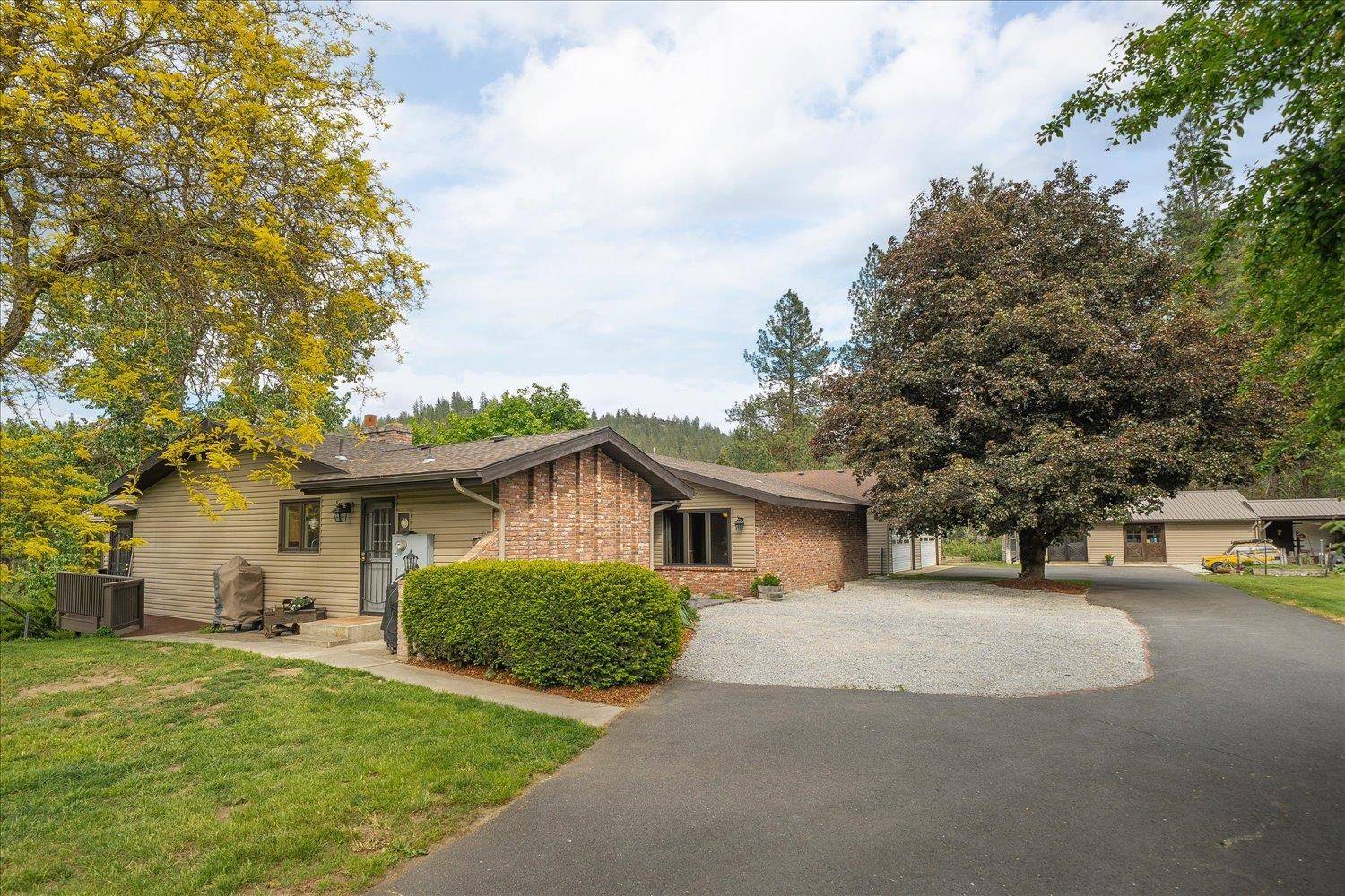5711 S Inland Empire WAY, Spokane, WA 99224