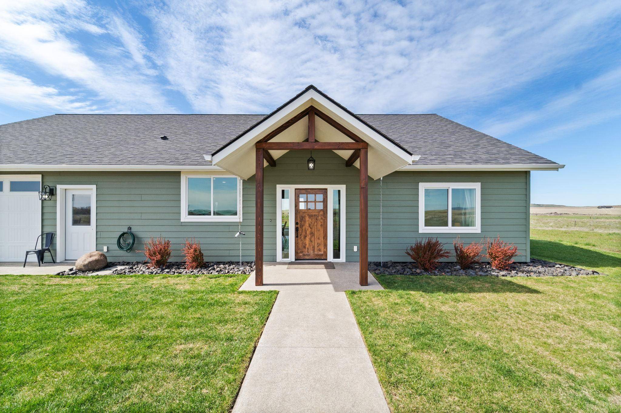 42132 Zeimantz RD E Rd, Davenport, WA 99122